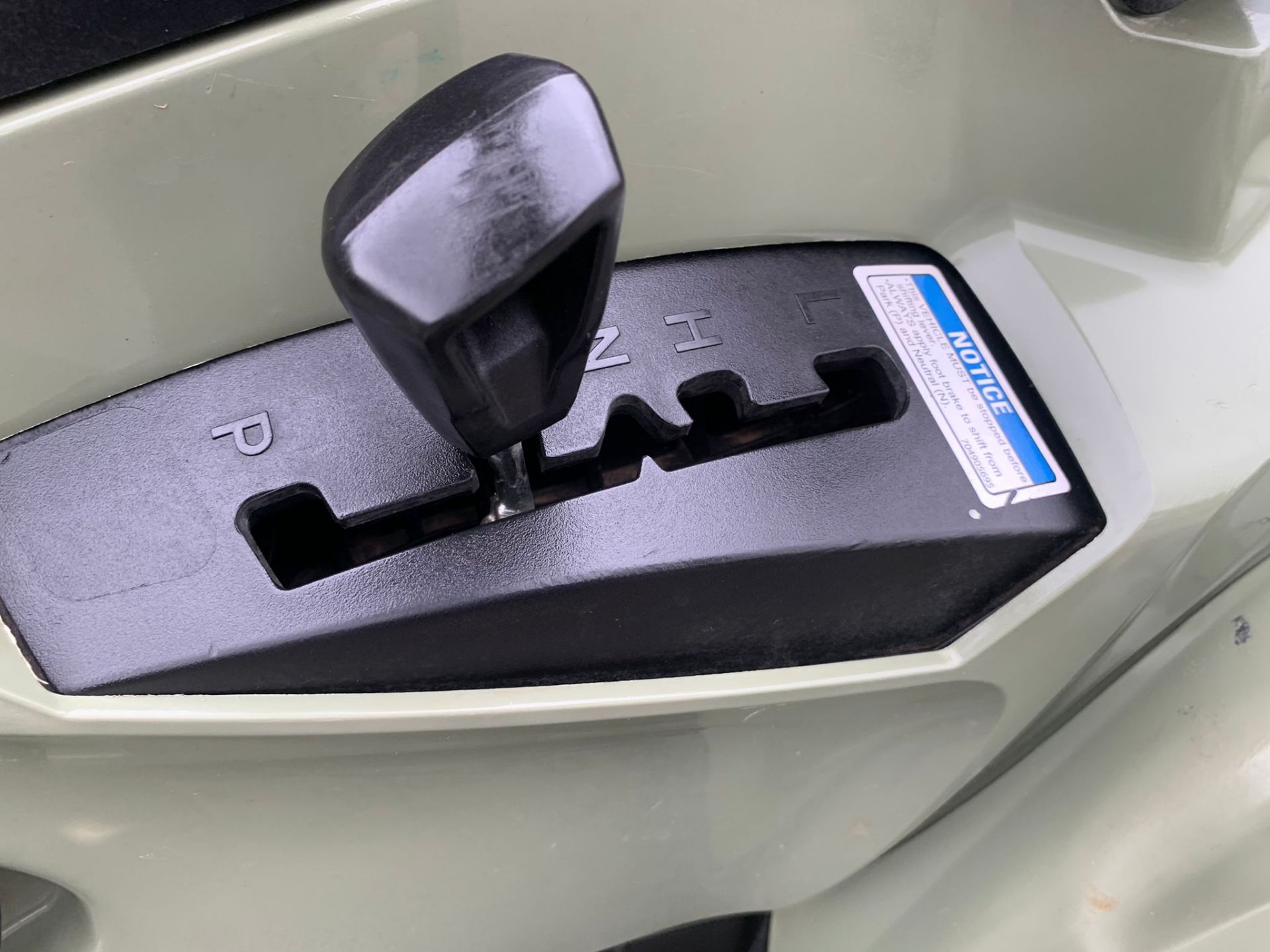AUTOMATIC GEARBOX : 2019 CAN AM 570 OUTLANDER PRO - Image 8 of 16