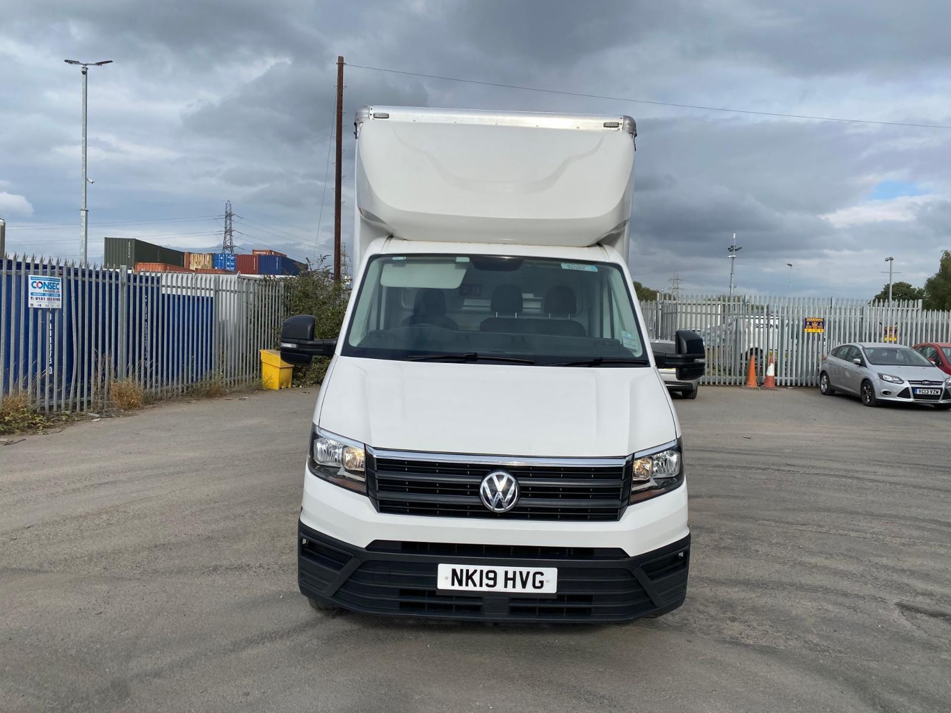2019 VW CRAFTER 14FT CURTAIN SIDER: RELIABLE WORKHORSE - Image 4 of 12