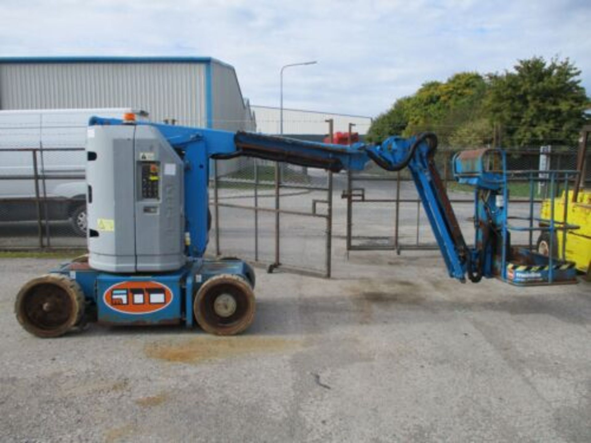 2007 GENIE Z 30 / 20 N CHERRY PICKER SCISSOR LIFT ACCESS PLATFORM MEWP GENIE - Image 7 of 12