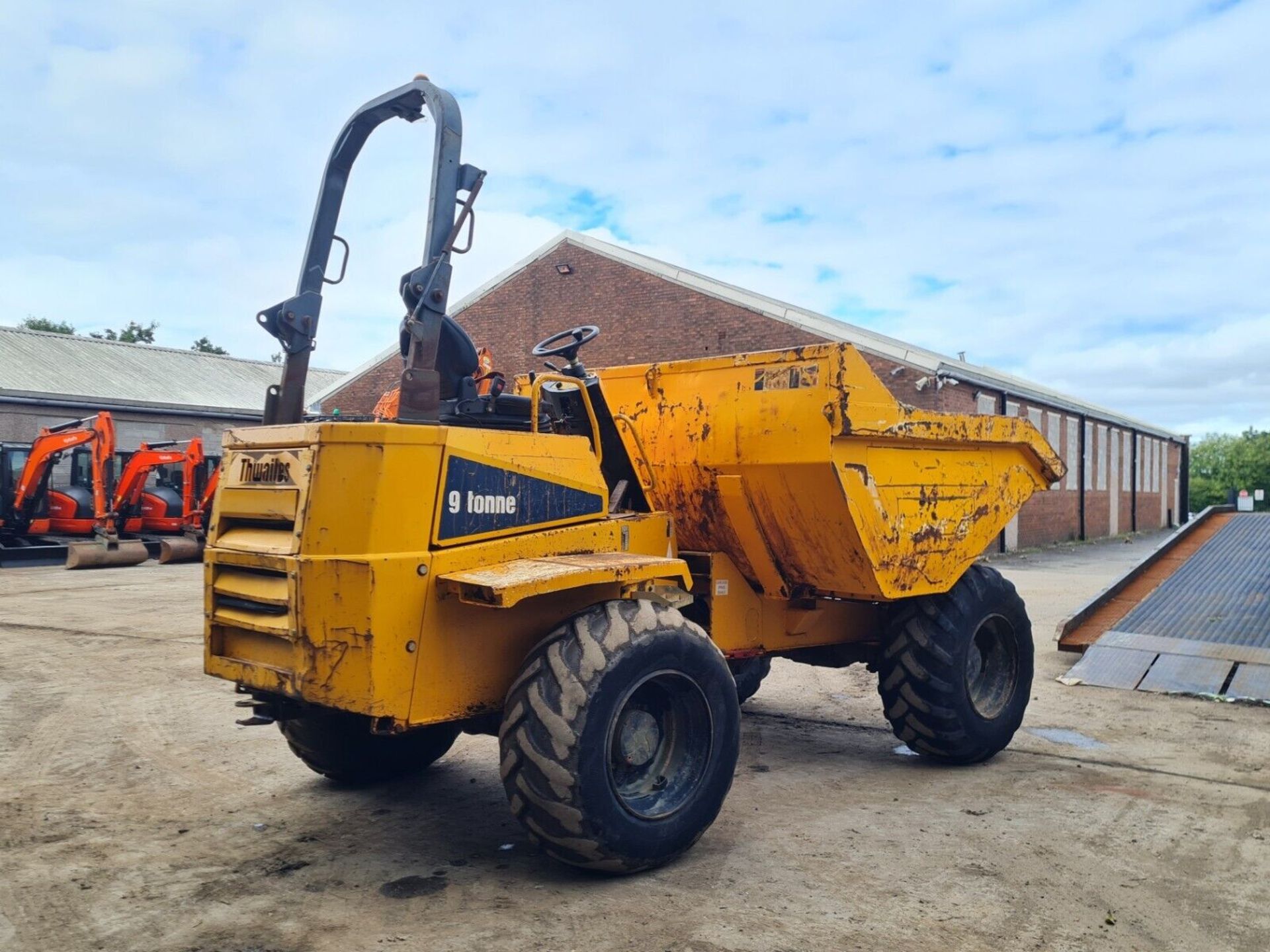 THWAITES 9 TON DUMPER 2011 TEREX NEUSON 6 - Image 6 of 15