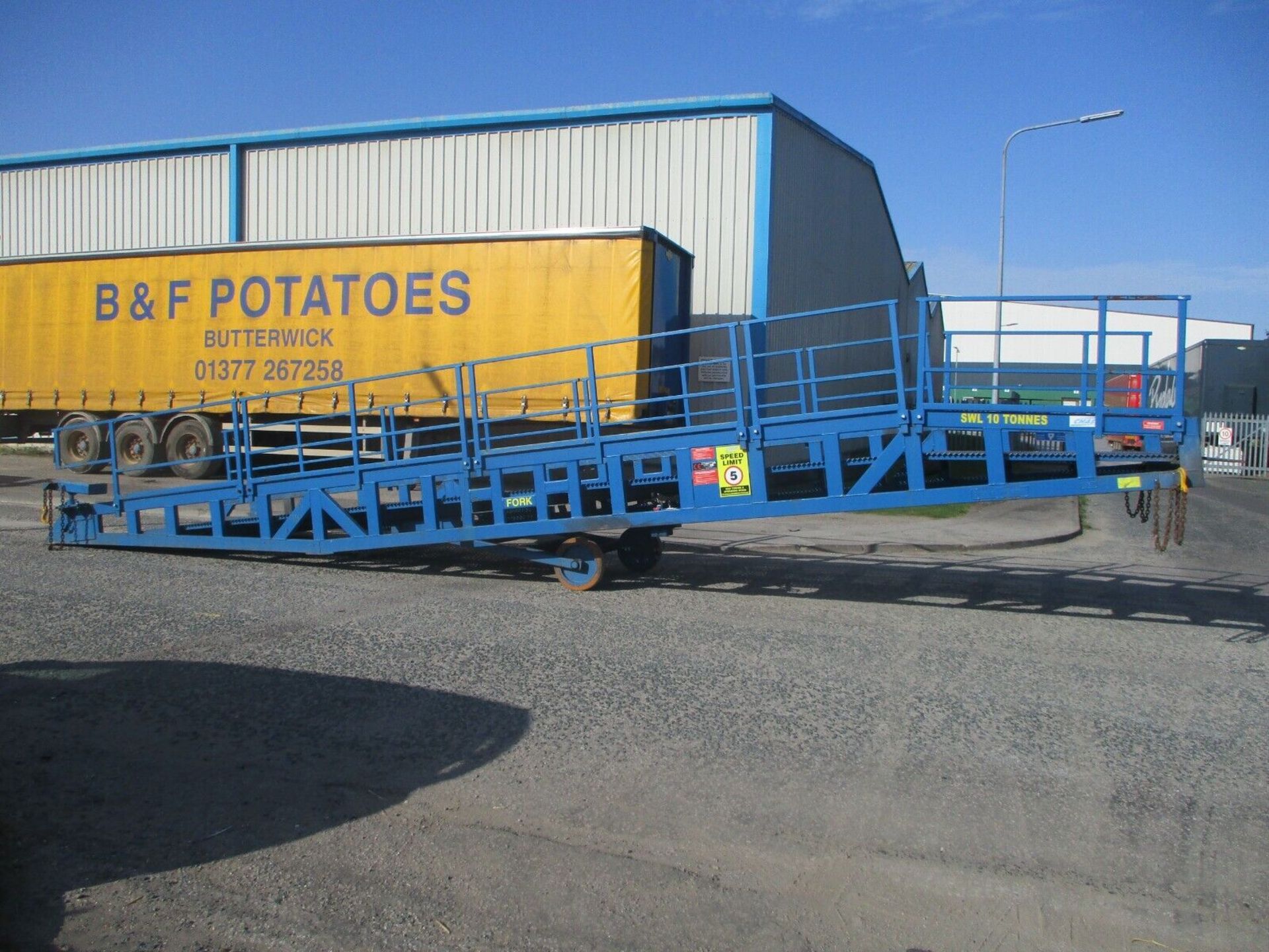2019 10,000 KG CAPACITY CHASE TITAN 10 CONTAINER LOADING RAMP - Image 10 of 11