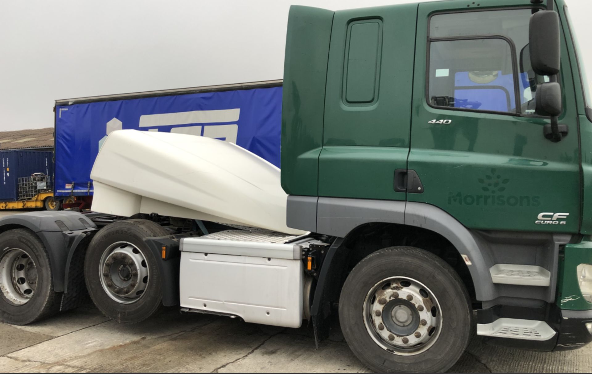 TRACTOR UNIT 2017 DAF 85 CF 6×2 - Image 2 of 10