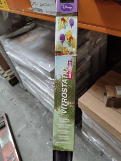 PALLET OF APPROX 640 X DISNEY ROLLS OF WINNIE THE POOH WINDOW STATIC FILM