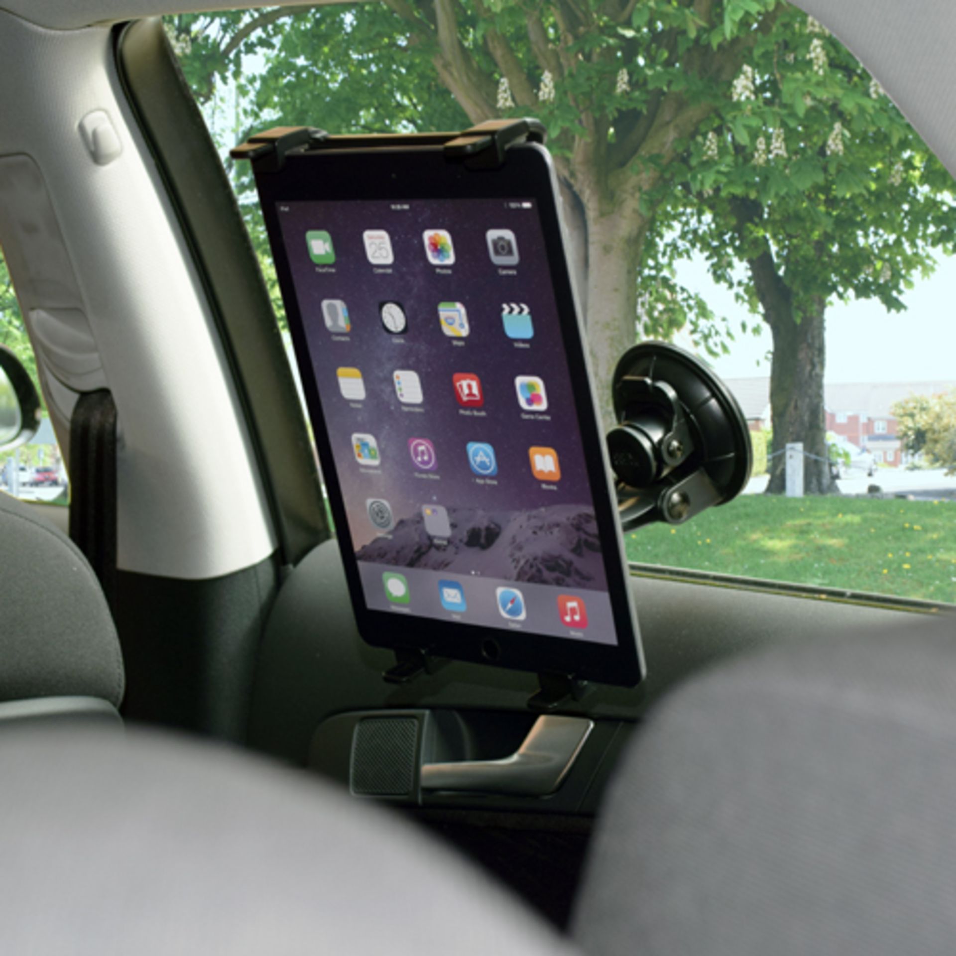 656 UNITS UNIVERSAL HOLDER FOR TABLETS - WINDOW & HEADREST MOUNTED - Image 2 of 5