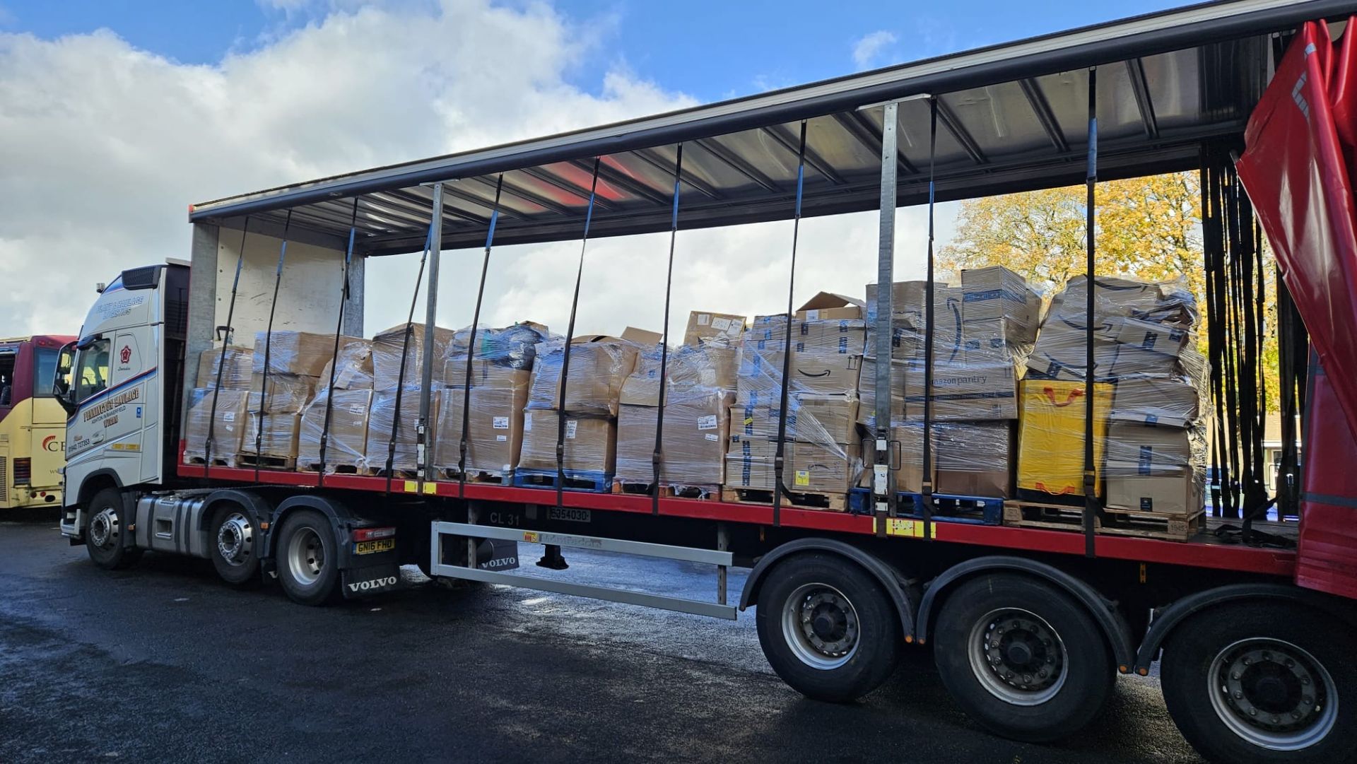 TRUCKLOAD CONTAINING 22 X PALLETS OF AMAZON GENERAL MERCHANDISE