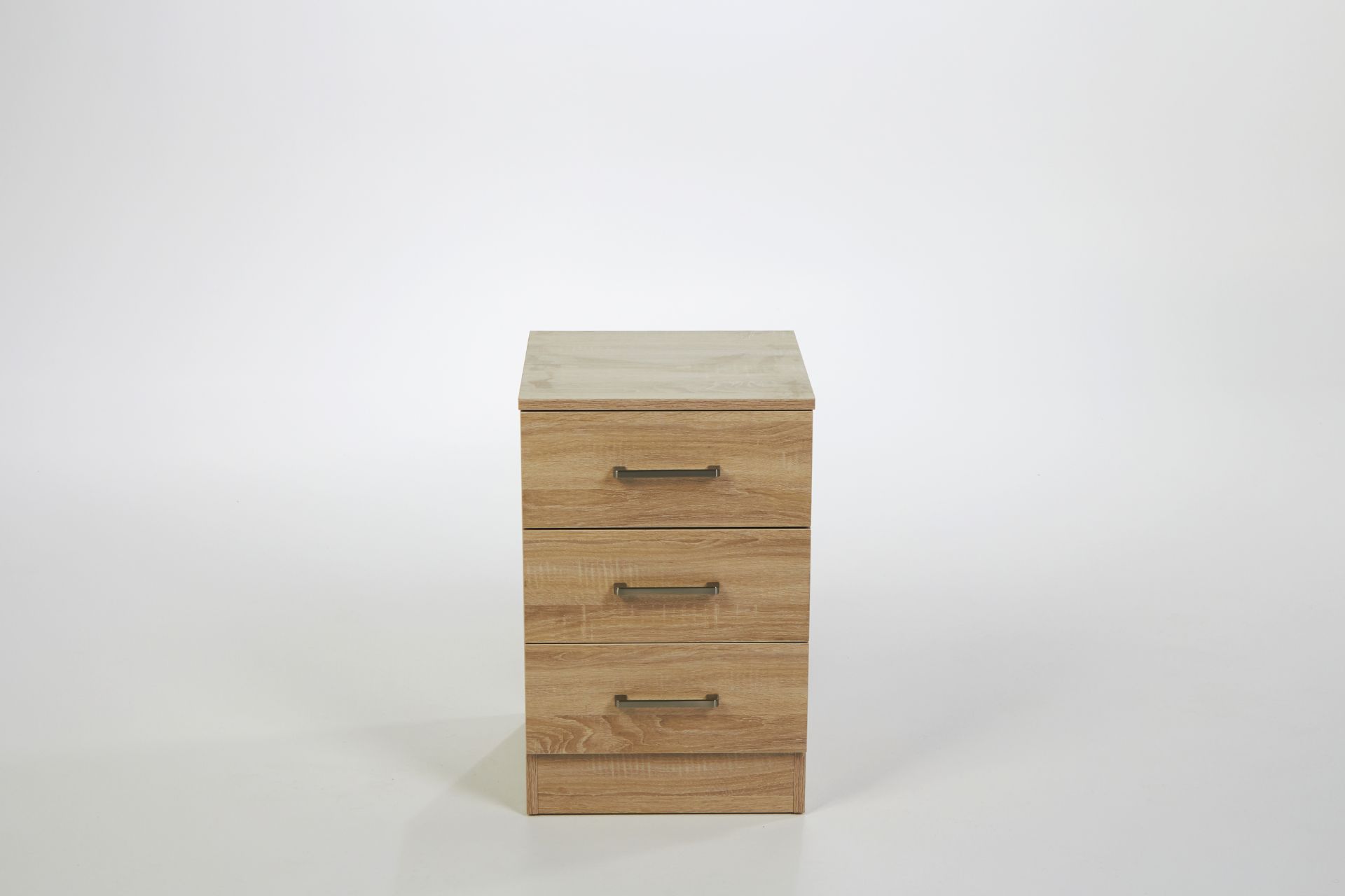 SONOMA OAK COLOURED 3 DRAWER BEDSIDE - Image 2 of 6