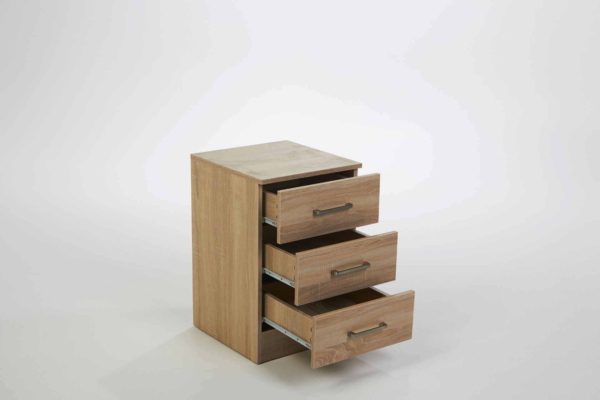 SONOMA OAK COLOURED 3 DRAWER BEDSIDE - Image 3 of 6