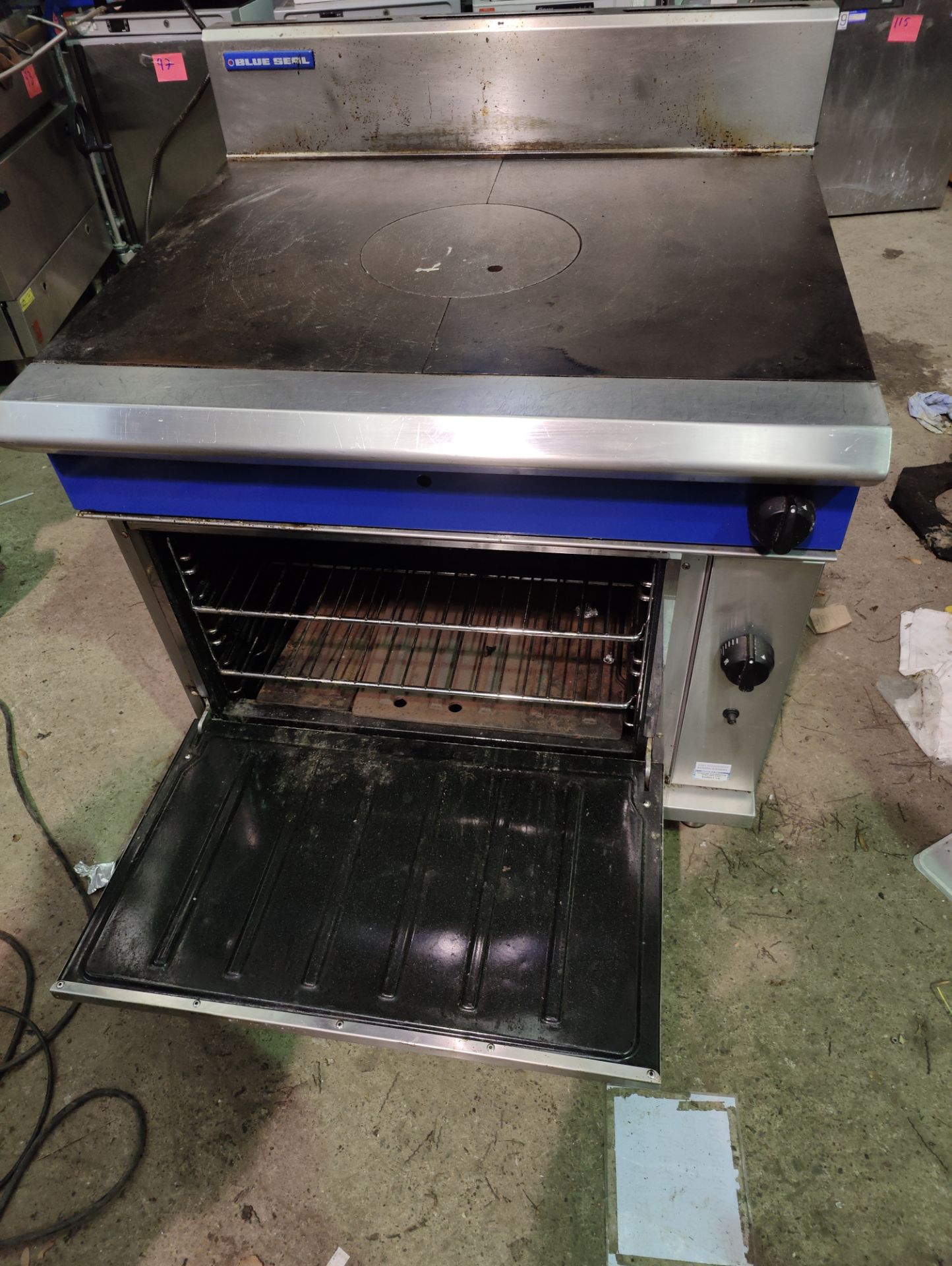BLUE SEAL SOLID TOP GAS OVEN - RRP £4000 - Image 2 of 2