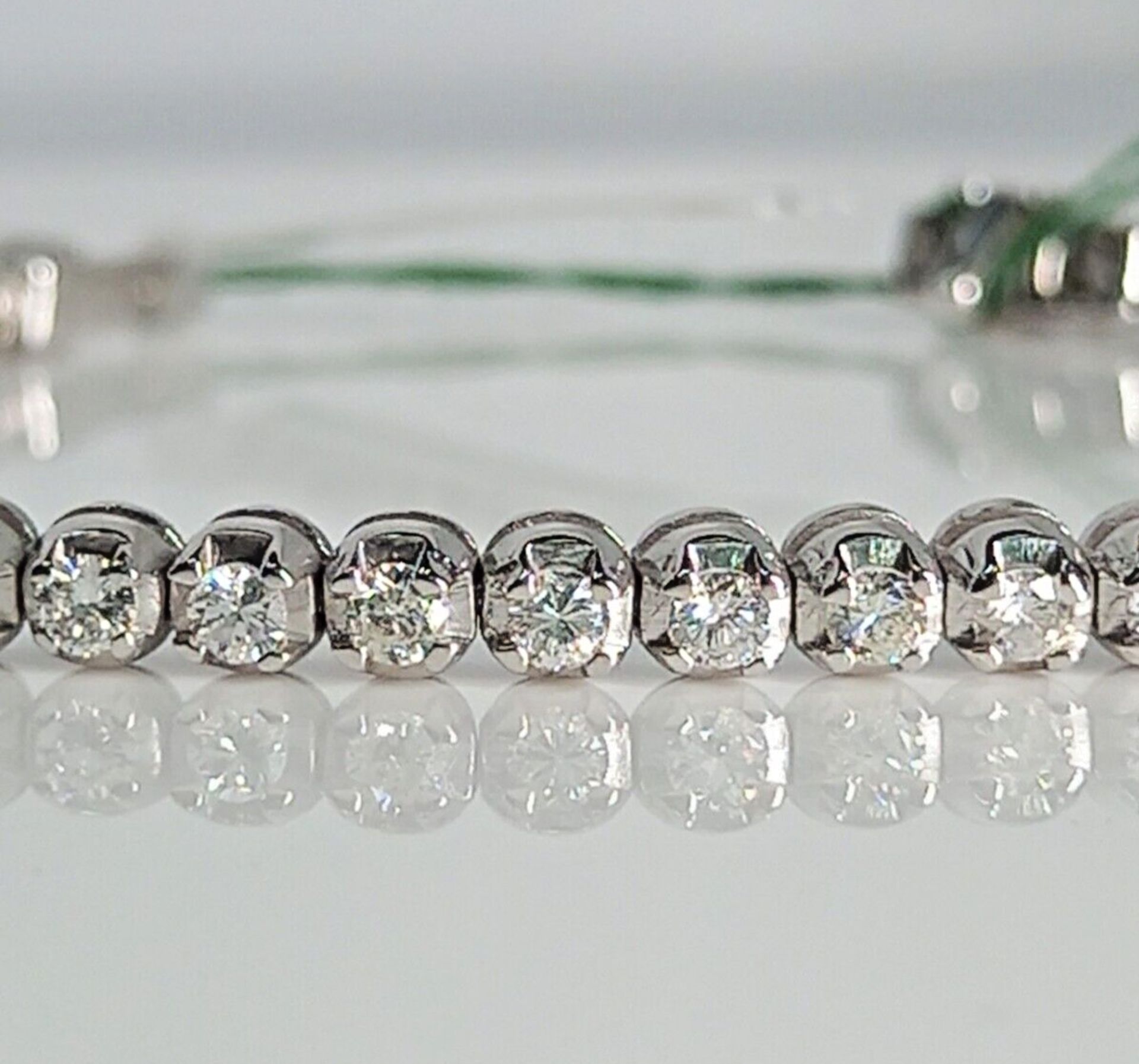 2.39CT DIAMOND TENNIS BRACELET 18CT WHITE GOLD IN GIFT BOX WITH VALUATION CERTIFICATE OF £7,995 - Image 2 of 3