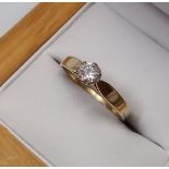 0.25CT DIAMOND SOLITAIRE RING/9CT YELLOW GOLD IN GIFT BOX WITH VALUATION CERTIFICATE OF £1495