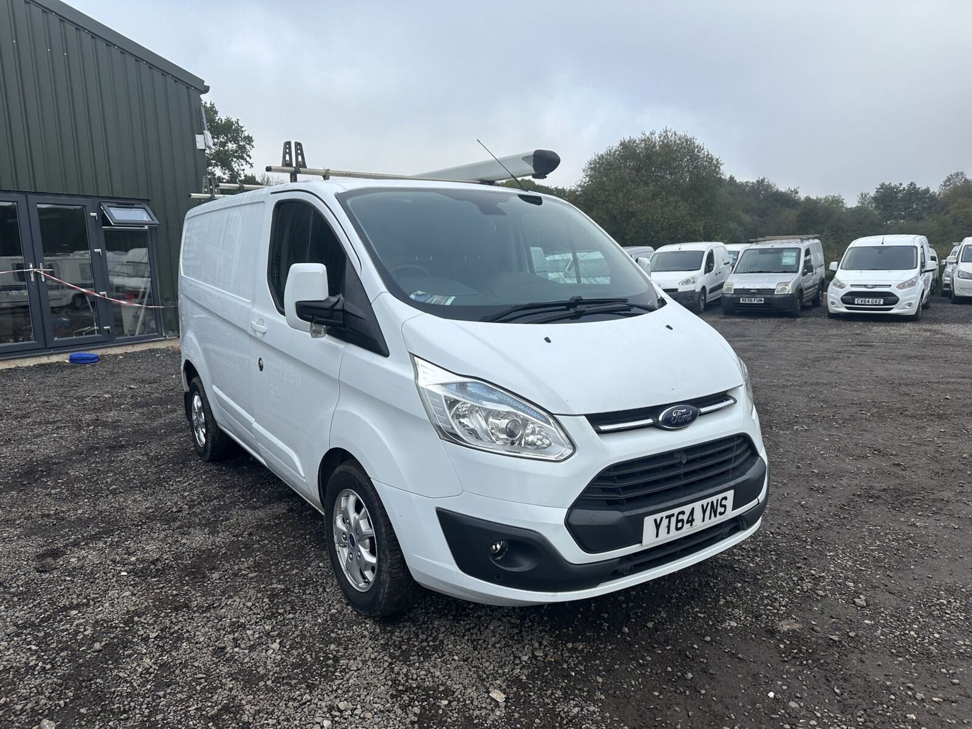 EFFICIENT 64 PLATE FORD TRANSIT CUSTOM - HONEST WORK VAN - MOT: SEPT 2024 - Image 14 of 15