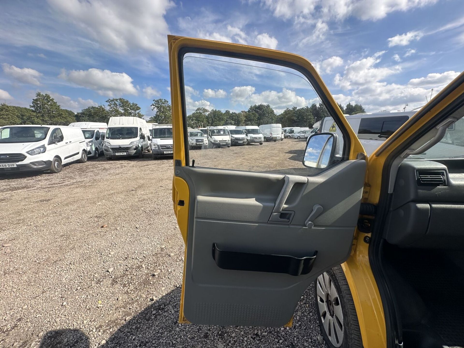 YELLOW POWERHOUSE: 2003 VOLKSWAGEN TRANSPORTER PANEL VAN- NO VAT IN HAMMER - Image 13 of 13