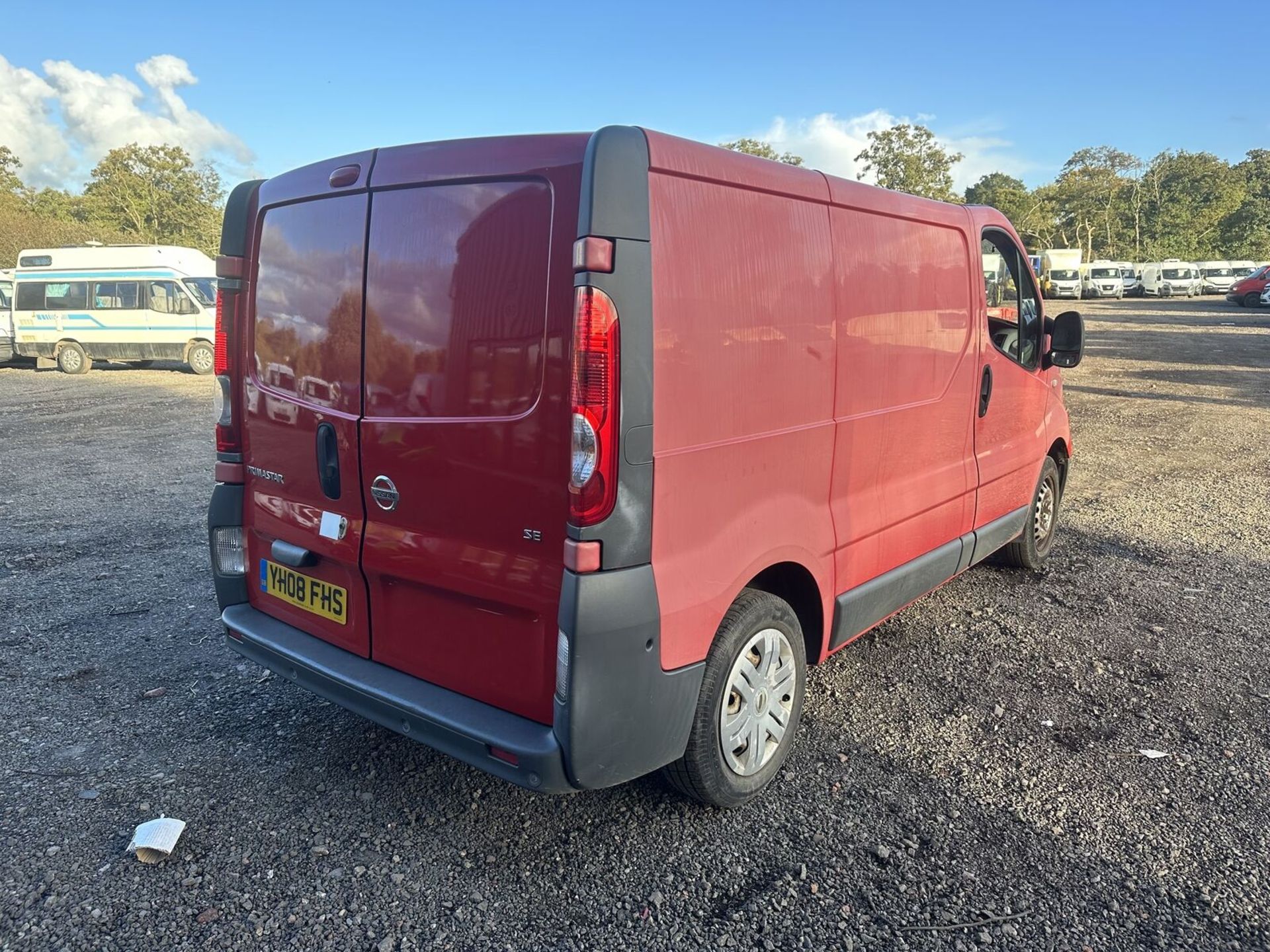 2008 RED NISSAN PRIMASTAR - DIESEL WORKHORSE MOT APRIL 2024 - NO VAT ON HAMMER - Image 16 of 18