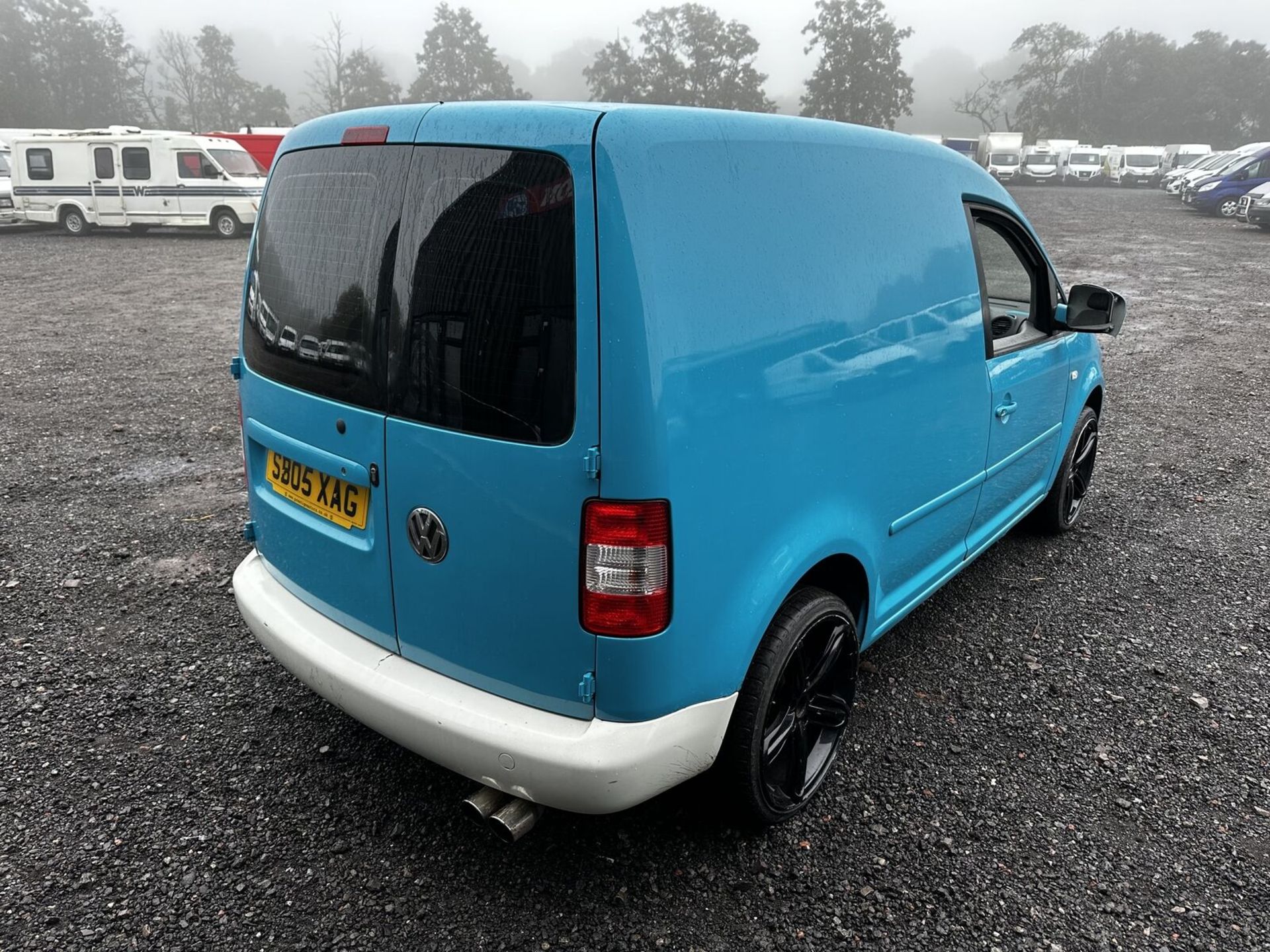 VOLKSWAGEN CADDY 1.9 SDI - WELL-MAINTAINED AND ROAD-READY (NO VAT ON HAMMER)** - Image 14 of 15