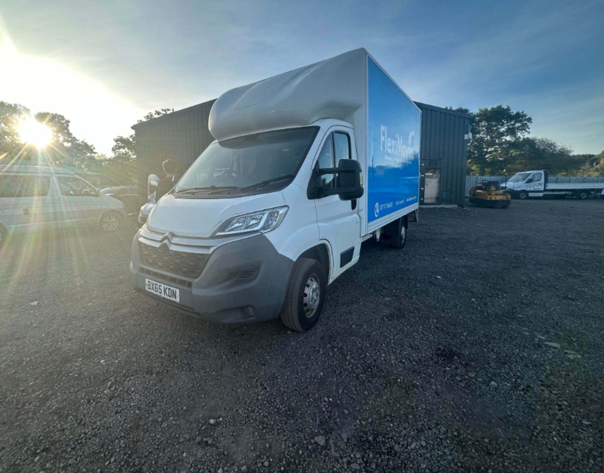 ONLY 118K MILES 2015 CITROEN RELAY 35 L3 CHASSIS CAB: SOLID 130PS WORKHORSE **(NO VAT ON HAMMER)** - Image 2 of 15