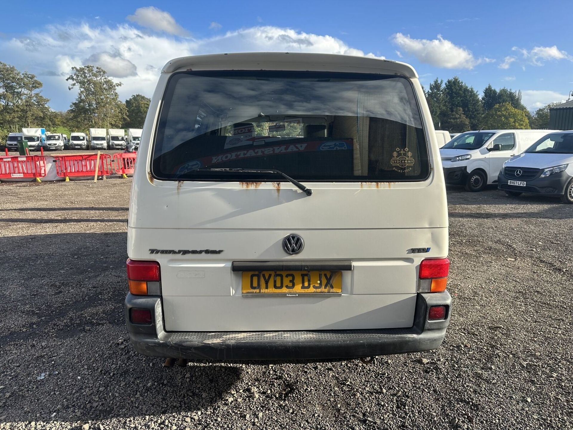 VOLKSWAGEN TRANSPORTER T4/T5 CAMPER - FULL SERVICE HISTORY - NO VAT ON HAMMER! - Bild 19 aus 21