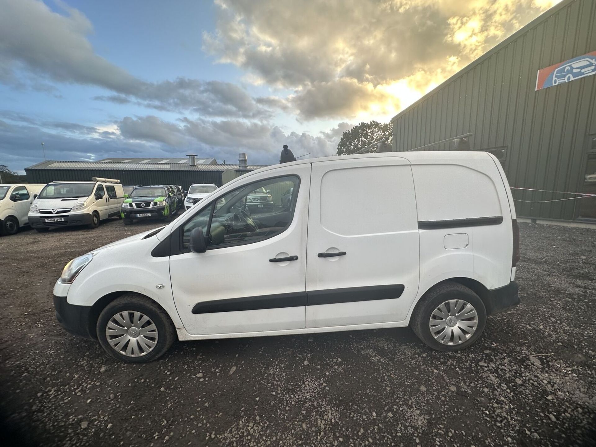 2014 CITROEN BERLINGO L1: A RELIABLE WORKHORSE FOR SALE - NO VAT ON THE HAMMER