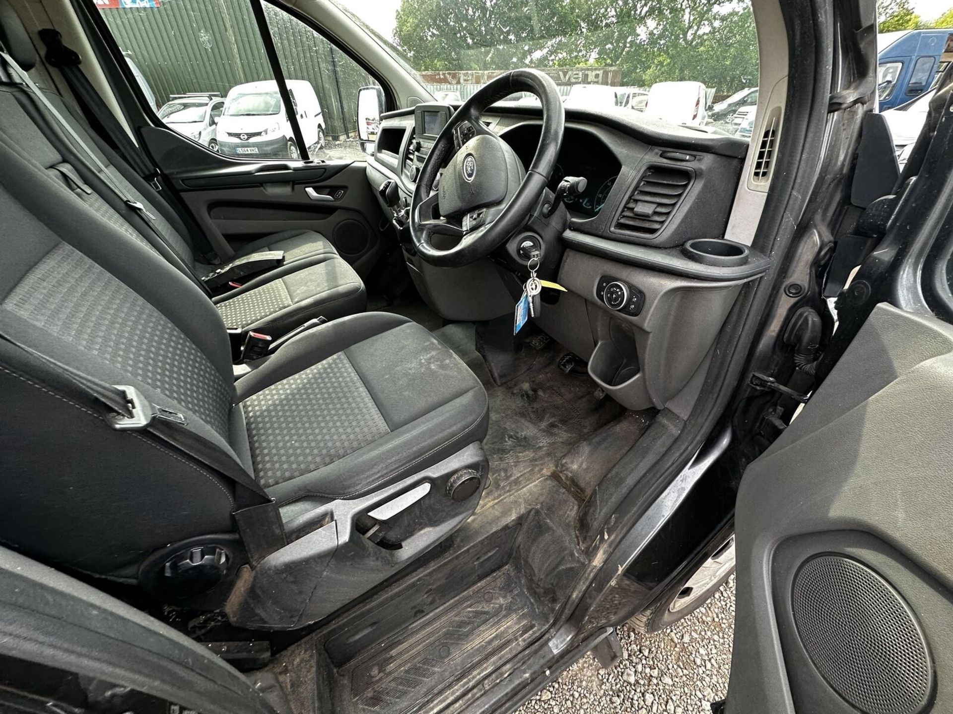 **(ONLY 39K MILEAGE)** BUDGET-FRIENDLY FORD TRANSIT - IDEAL FOR BUSINESS USE - Image 9 of 13