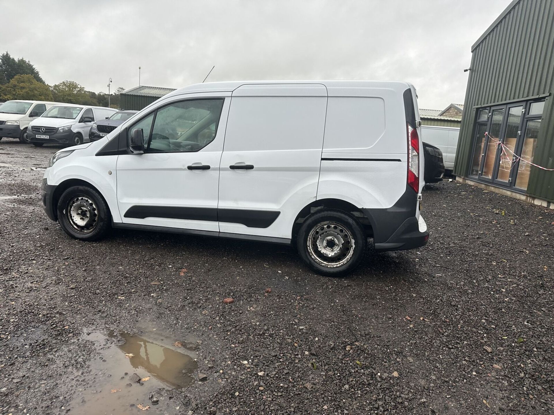 2015 FORD TRANSIT CONNECT 200: AFFORDABLE PANEL VAN - MOT AUG 2024 - NO VAT ON HAMMER - Image 14 of 14