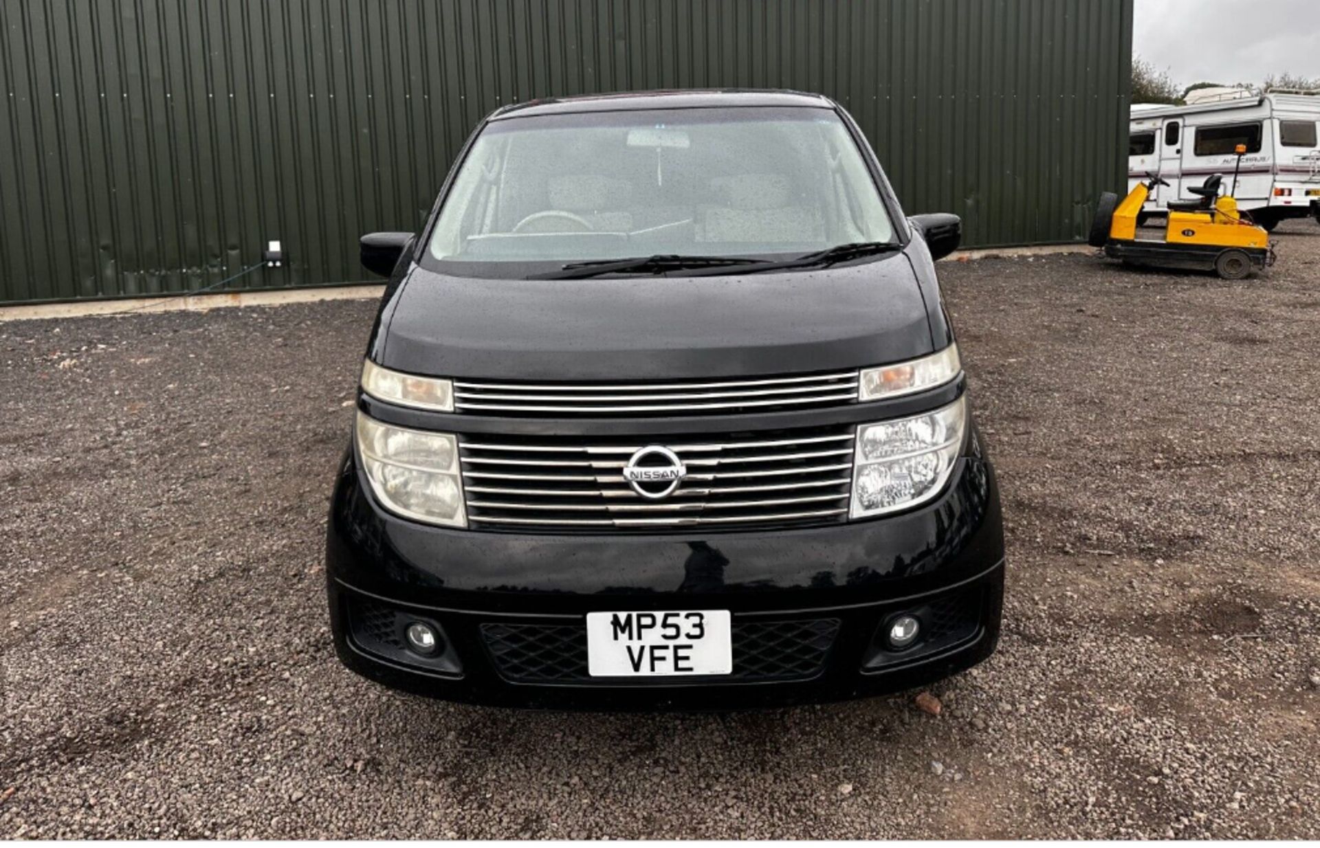 7-SEATER ELEGANCE: 3.5L PETROL NISSAN ELGRAND MINIBUS ( NO VAT ON HAMMER) - Image 2 of 20