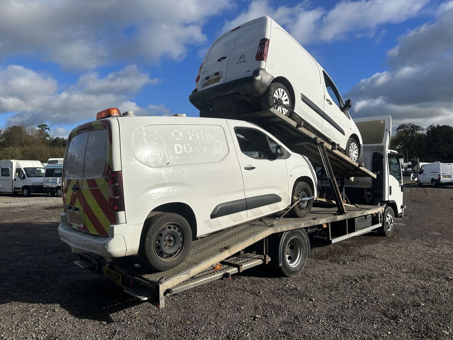 65 PLATE - ISUZU N75.190 RECOVERY: HAULING POWERHOUSE - READY TO GO - NO VAT ON HAMMER - Image 4 of 15