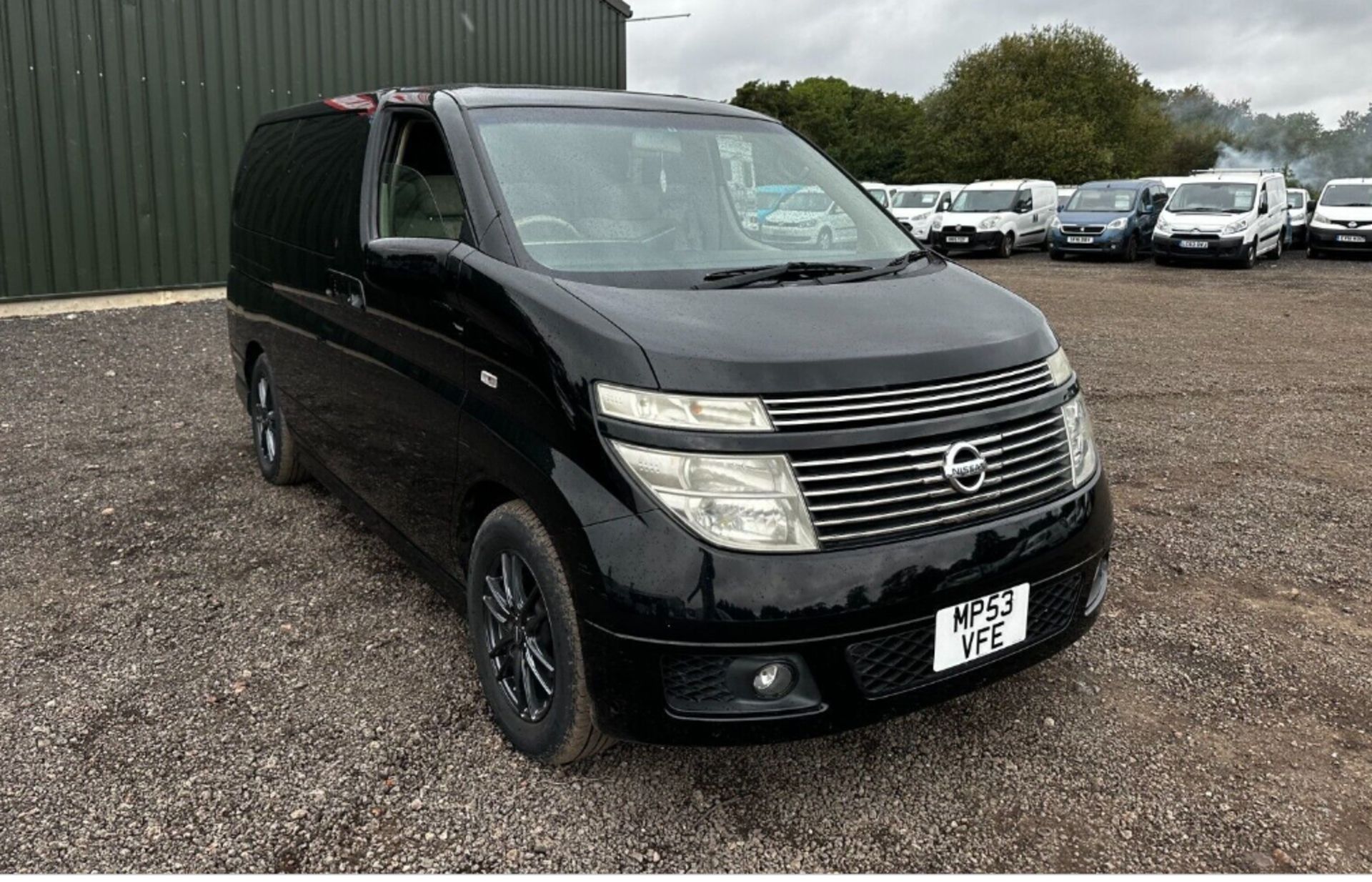 7-SEATER ELEGANCE: 3.5L PETROL NISSAN ELGRAND MINIBUS ( NO VAT ON HAMMER) - Image 15 of 20