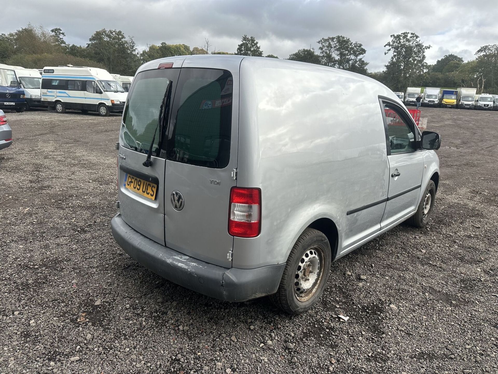 2009 VOLKSWAGEN CADDY C20 DIESEL: NO VAT ON HAMMER - Image 12 of 14