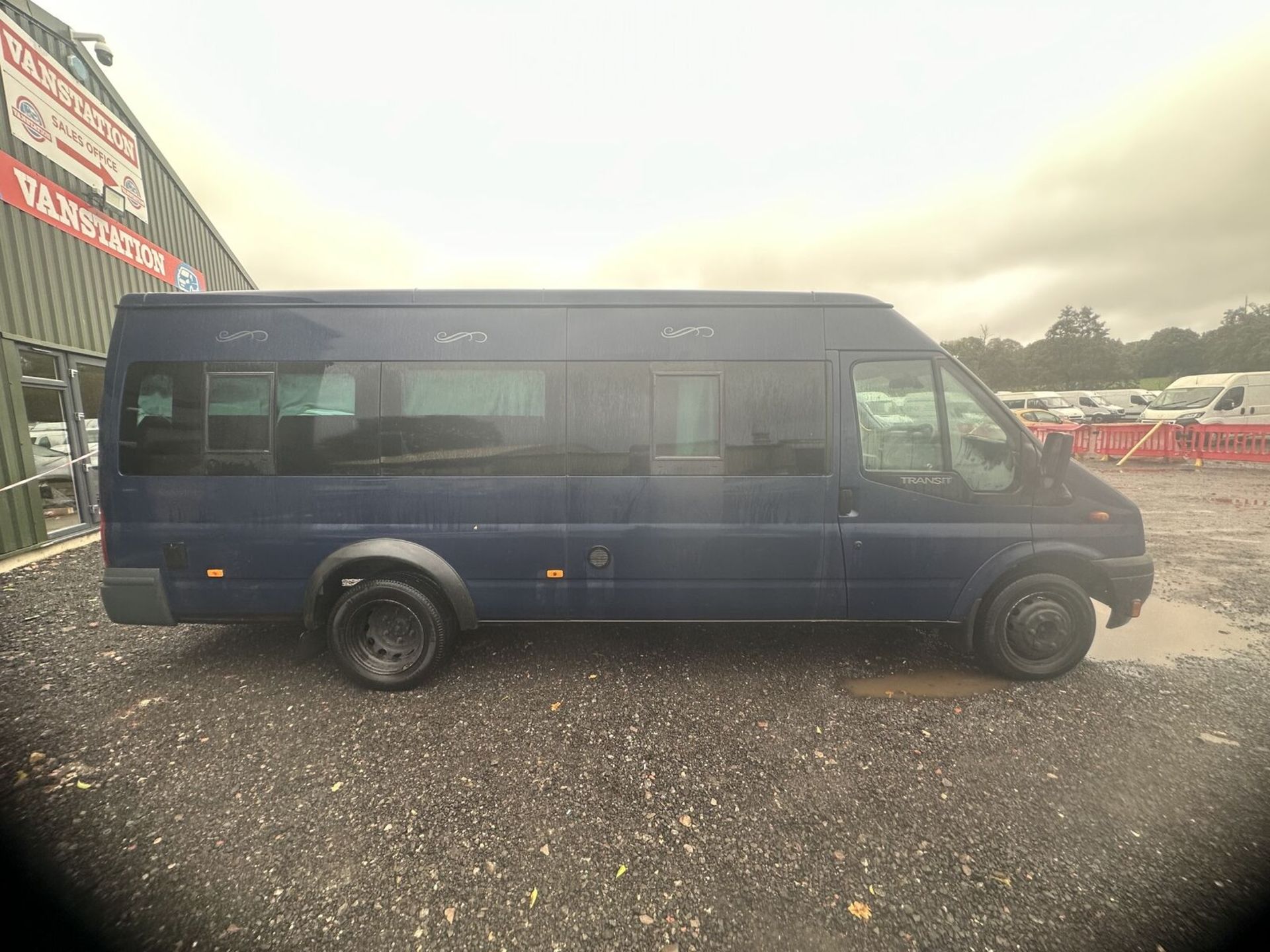 BLUE BEAUTY: TRANSIT CAMPER MOTORHOME ADVENTURE 131K MILES - MOT: MARCH 2024 - NO VAT ON HAMMER