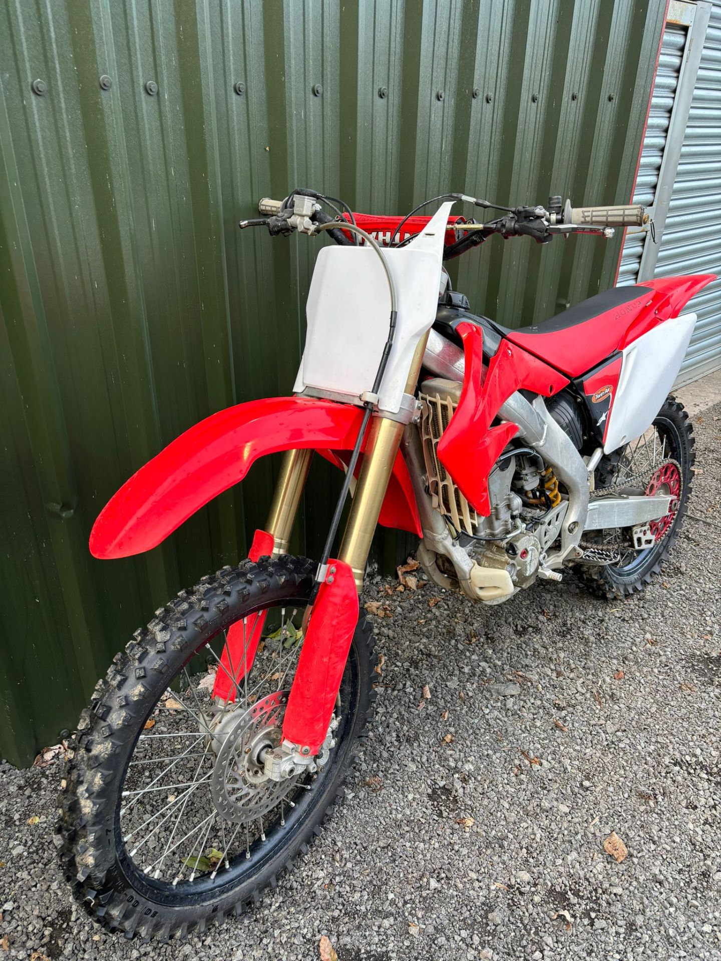 HONDA CRF250 MX MOTOCROSS BIKE *(NO VAT ON HAMMER)*