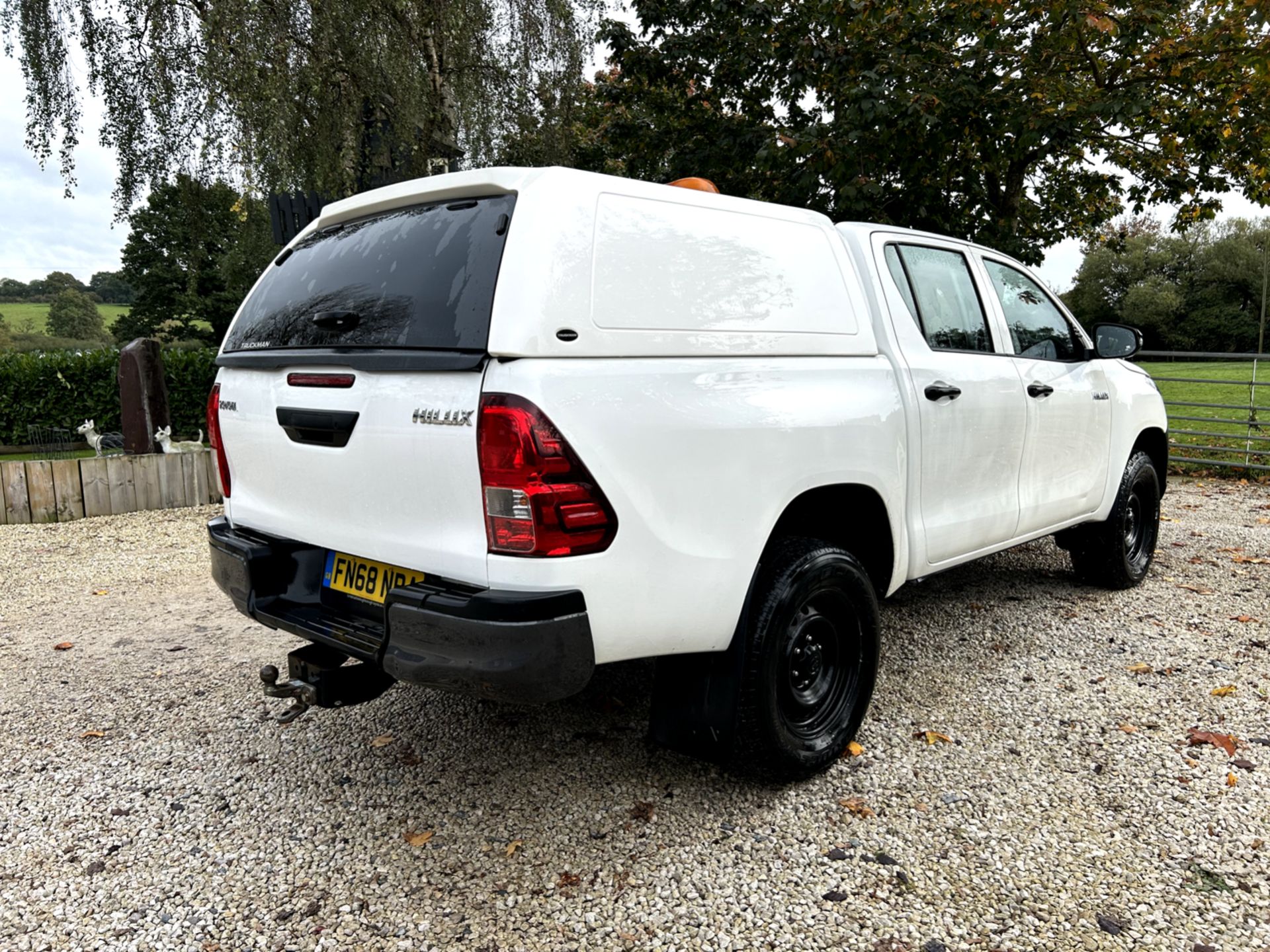 TOYOTA HILUX ACTIVE DOUBLE CAB 2.4 D-4D - Image 4 of 7