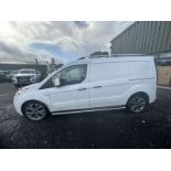 FULL SERVICE HISTORY: 2018 FORD TRANSIT CONNECT VAN - MOT AUG 2024 - NO VAT ON THE HAMMER