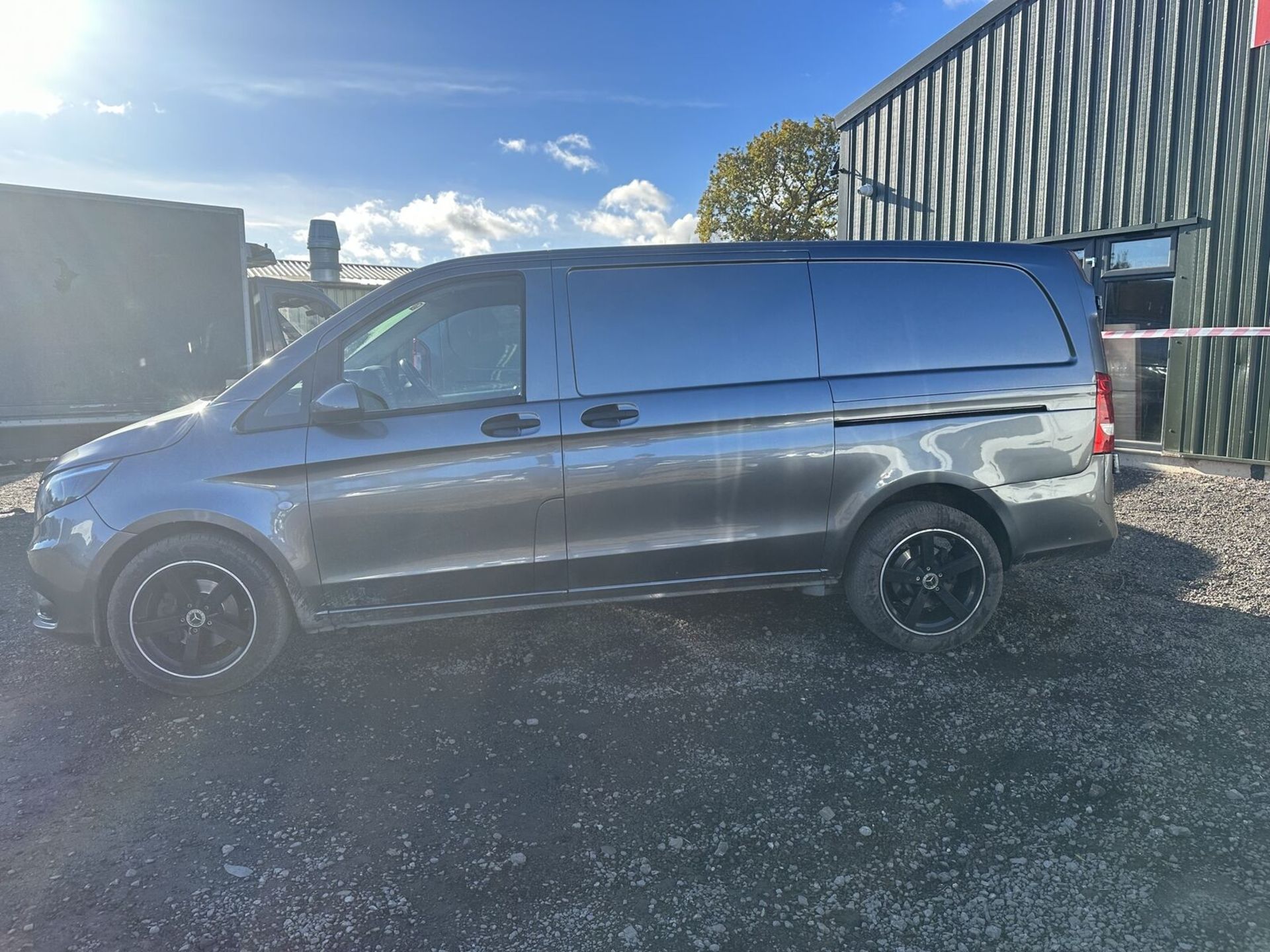 **(ONLY 46K MILEAGE)** SLEEK GREY METALLIC MARVEL: '70 PLATE MERCEDES VITO - NO VAT ON HAMMER