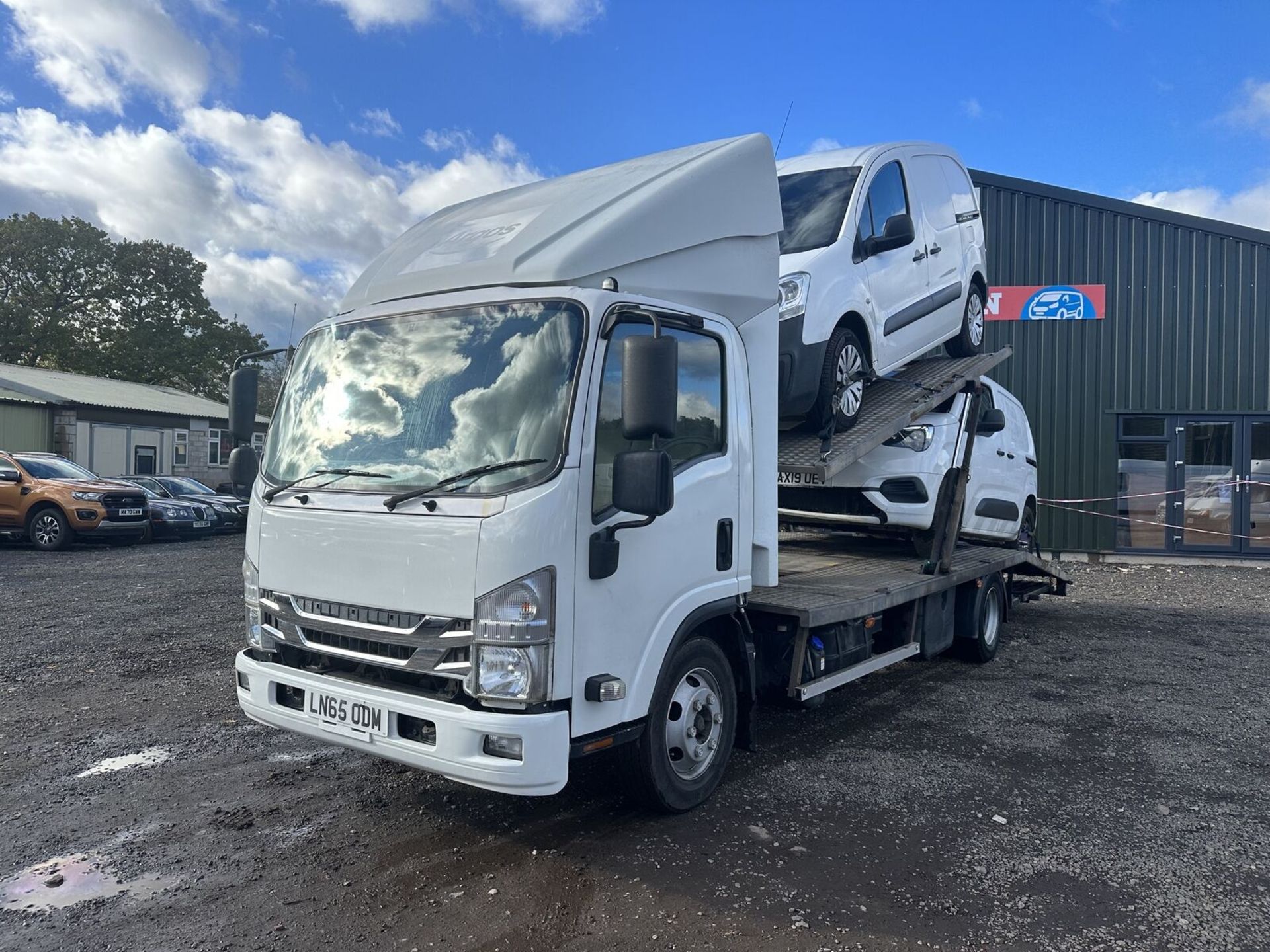 65 PLATE - ISUZU N75.190 RECOVERY: HAULING POWERHOUSE - READY TO GO - NO VAT ON HAMMER