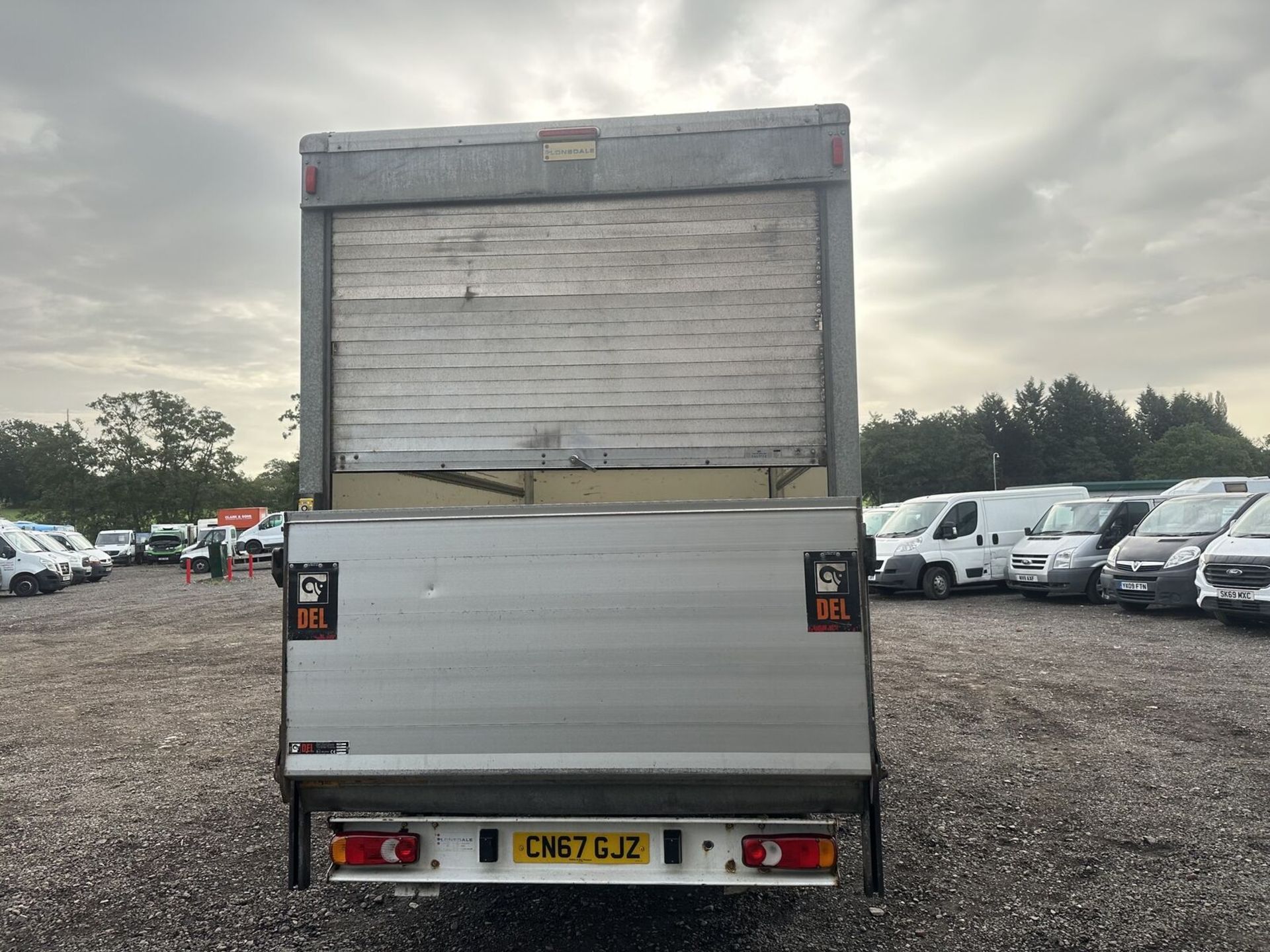 67 PLATE PEUGEOT BOXER CHASSIS CAB 130PS: EURO 6 - CRUISE CONTROL EU STATUS: EURO 6 - Image 10 of 13