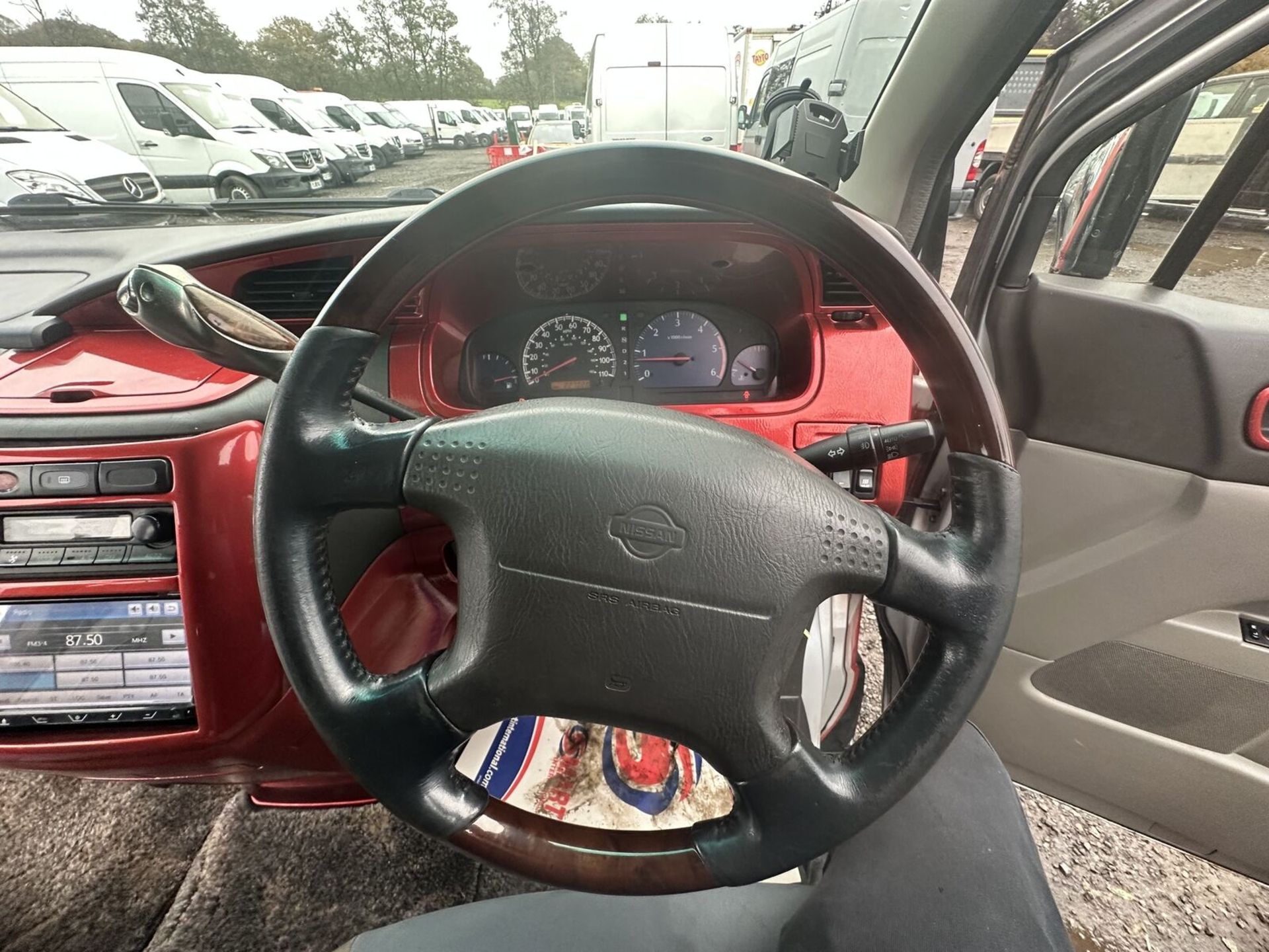 1999 NISSAN ELGRAND DIESEL CAMPER: ADVENTURE-READY IN RED/BLACK (NO VAT ON HAMMER) - Image 8 of 12