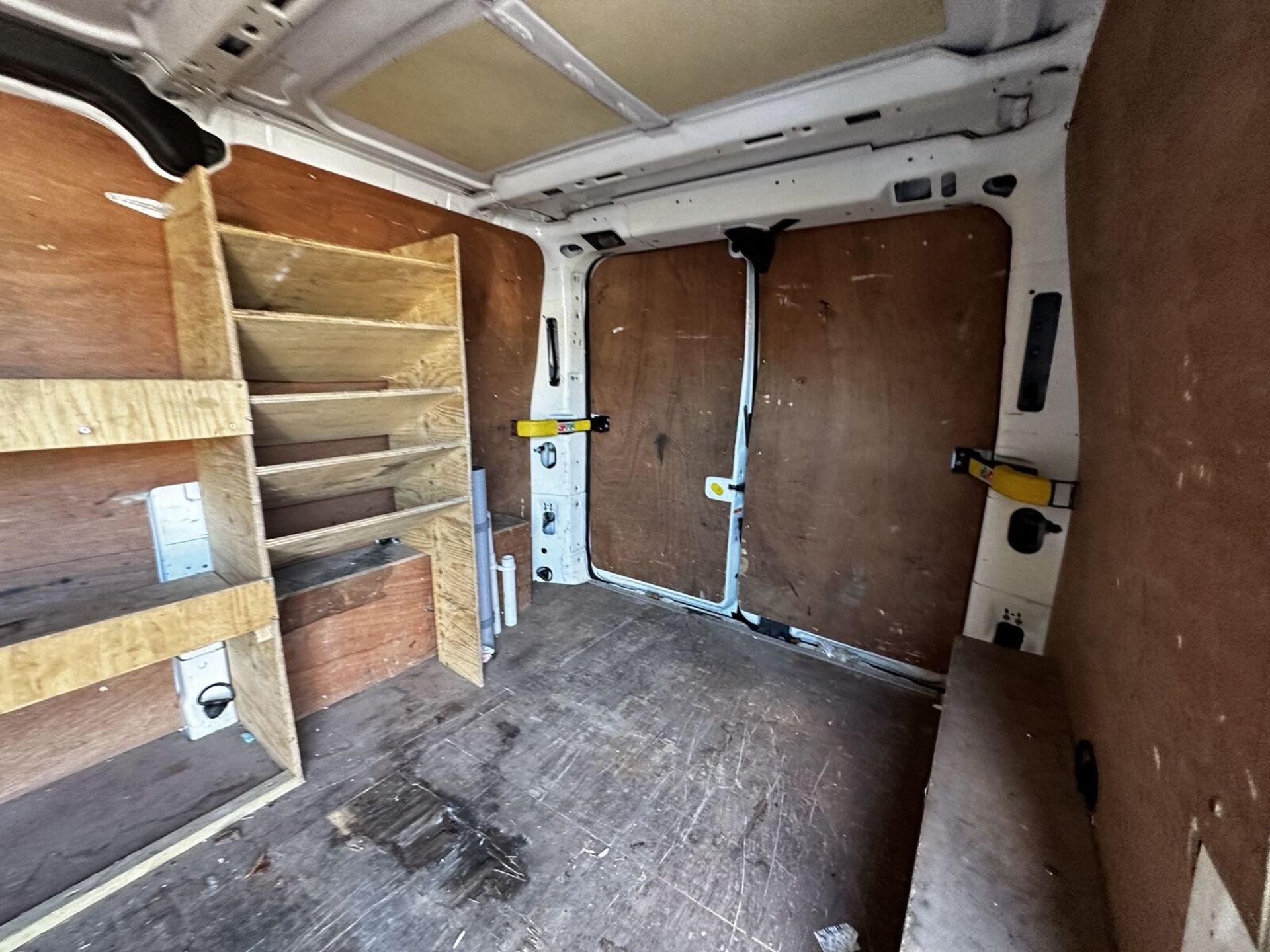 AFFORDABLE WORKHORSE: 2014 FORD TRANSIT CUSTOM 270 L1 LOW ROOF - Bild 3 aus 15