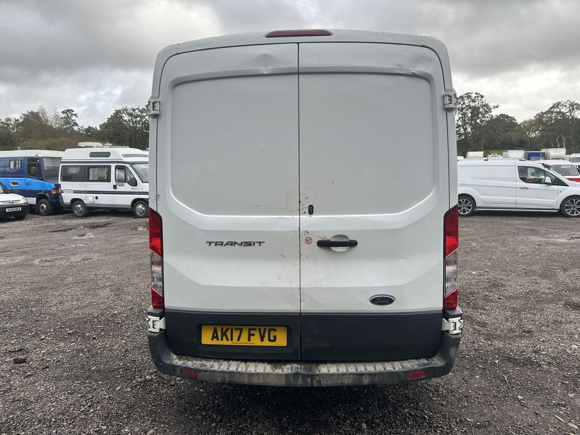 2017 FORD TRANSIT 350 L2: EURO 6 PANEL VAN BARGAIN MILEAGE 126K - MOT APRIL 2024 - Image 14 of 15