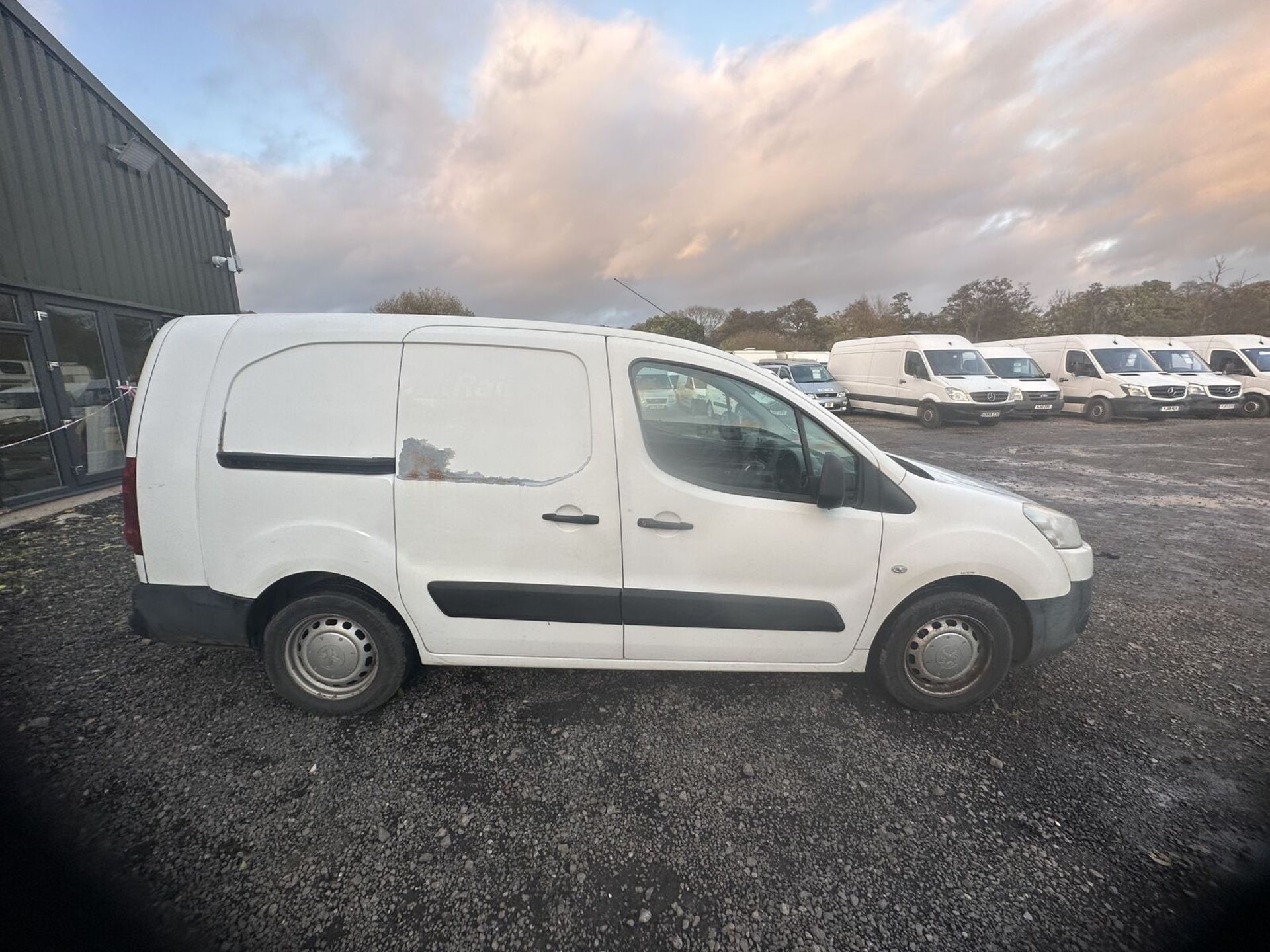 CREW CAB COMFORT: '12 PEUGEOT PARTNER 1.6 HDI - GENUINE WORK VAN - NO VAT ON HAMMER