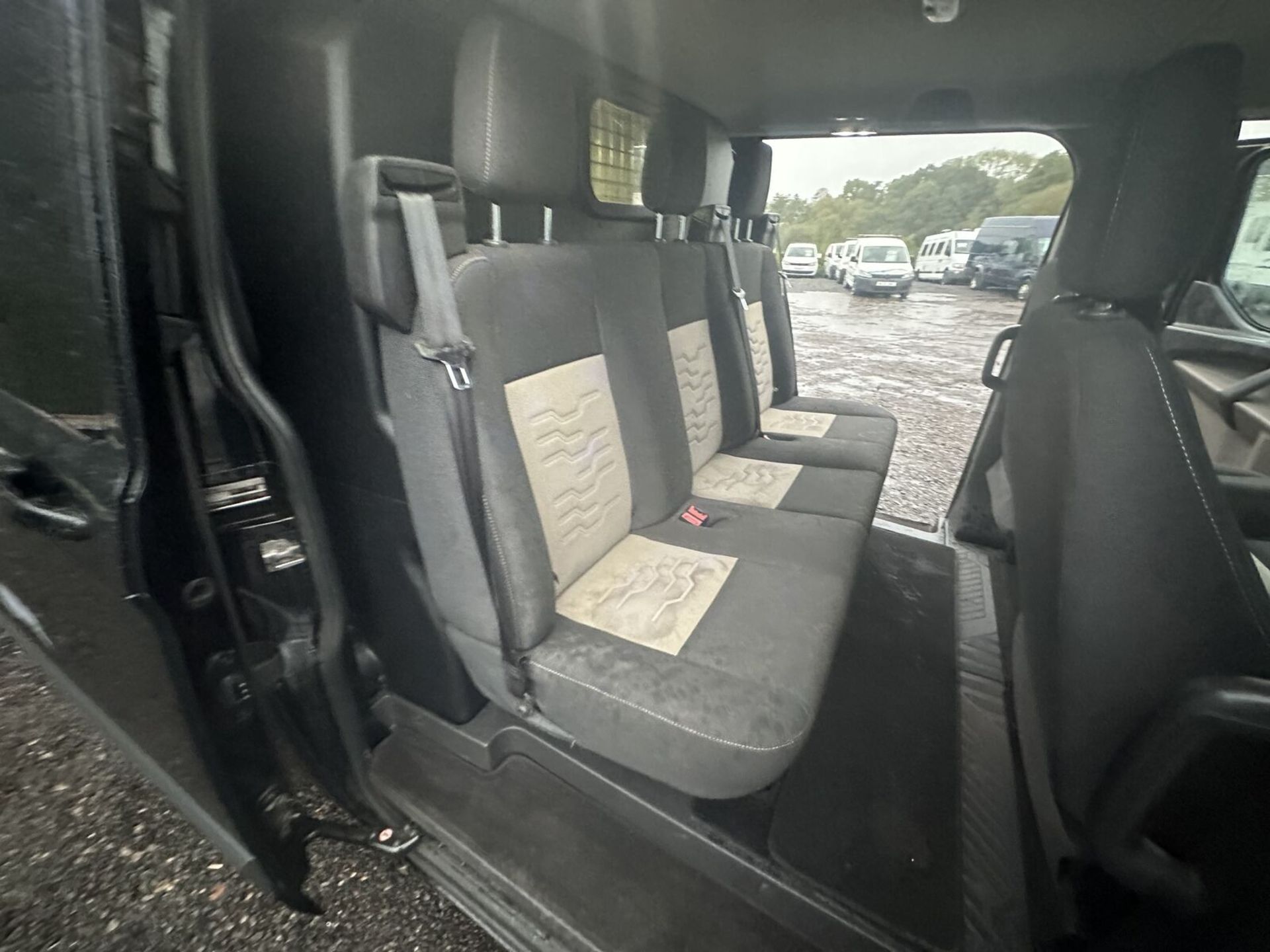 FORD TRANSIT CUSTOM 310 LIMITED AUTO: PRISTINE CONDITION (NO VAT ON HAMMER)** - Image 2 of 15