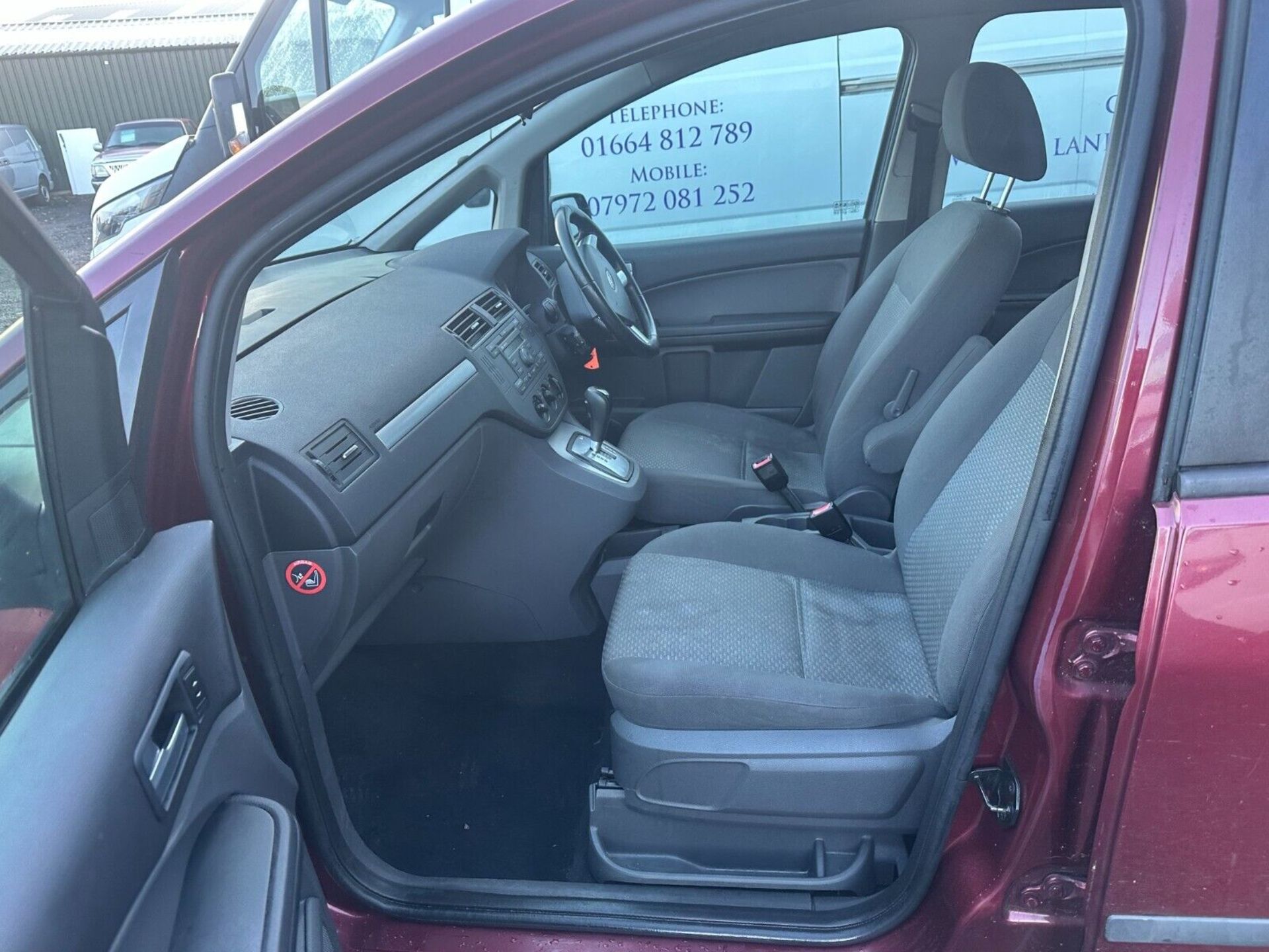 STYLISH BARGAIN: RED 2005 FOCUS C-MAX ESTATE - A CLEAR CHOICE (NO VAT ON HAMMER) - Image 6 of 15