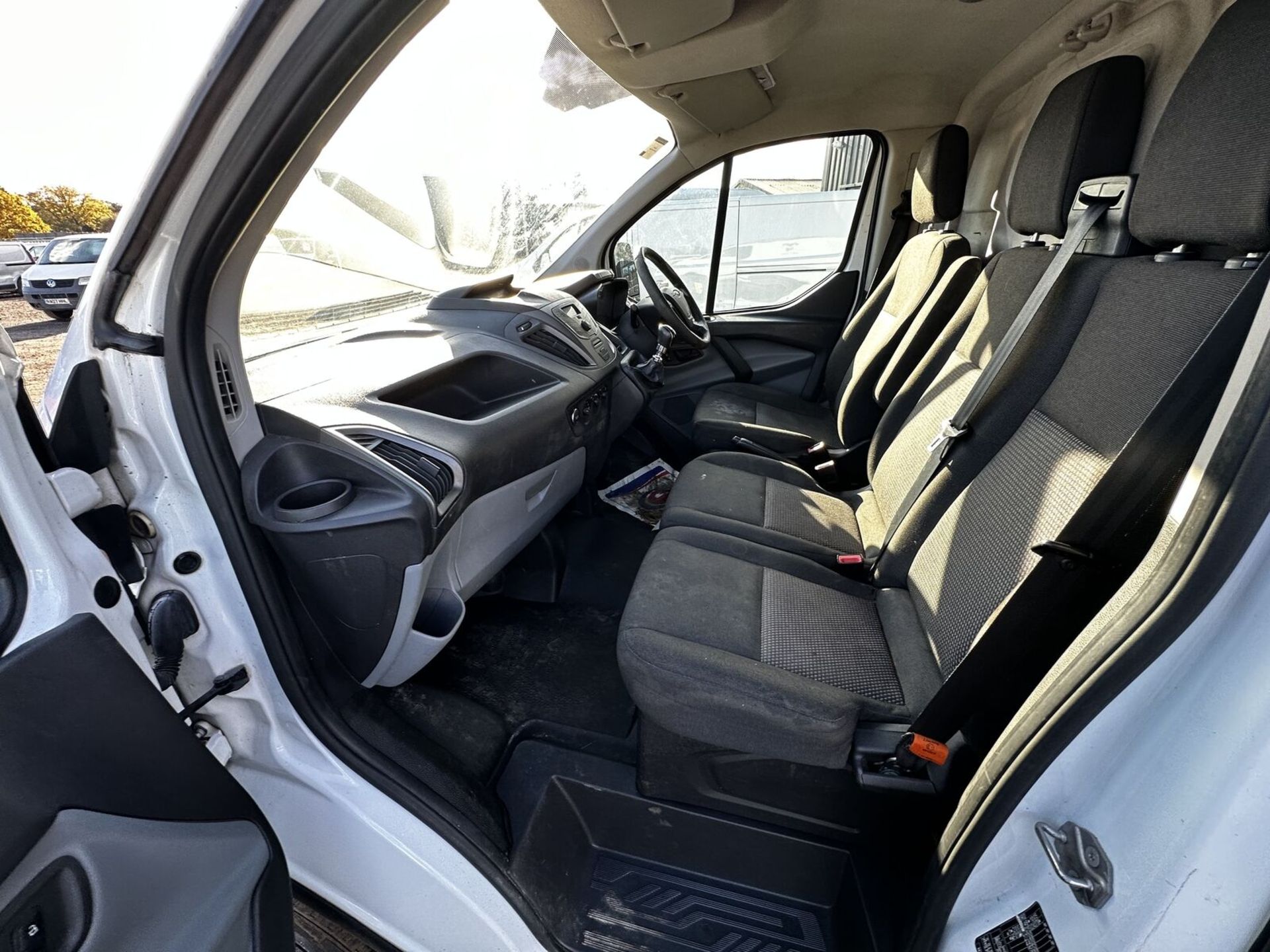AFFORDABLE WORKHORSE: 2014 FORD TRANSIT CUSTOM 270 L1 LOW ROOF - Image 5 of 15