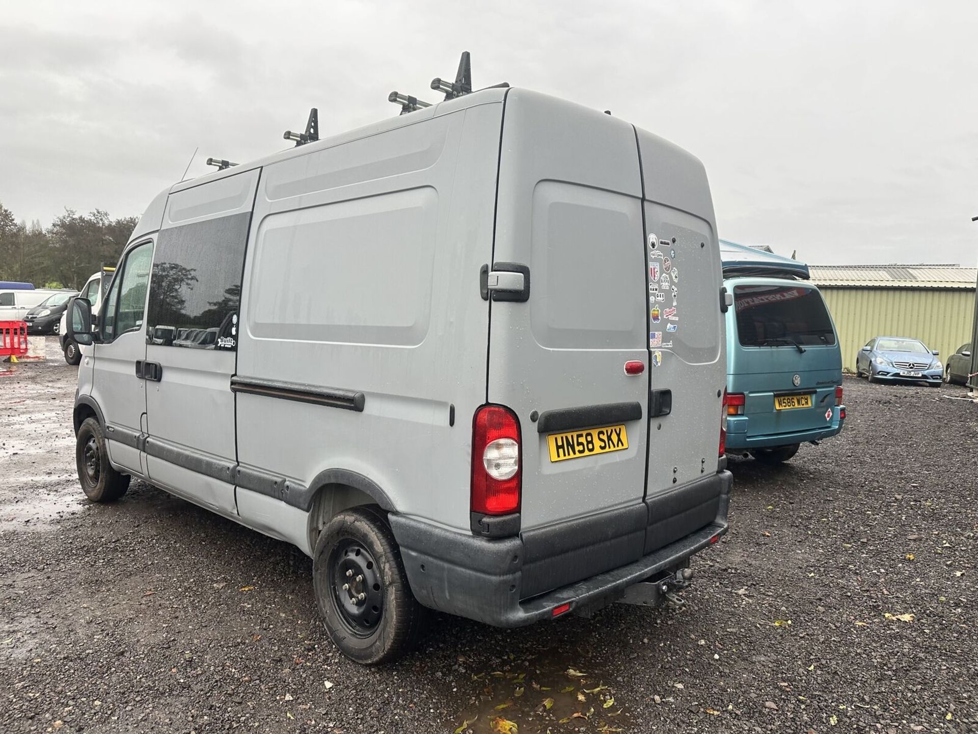 CAMP IN COMFORT: 2009 VAUXHALL MOVANO - HIGH ROOF HAVEN - MOT: MAY 2024 NO VAT ON HAMMER - Image 2 of 18