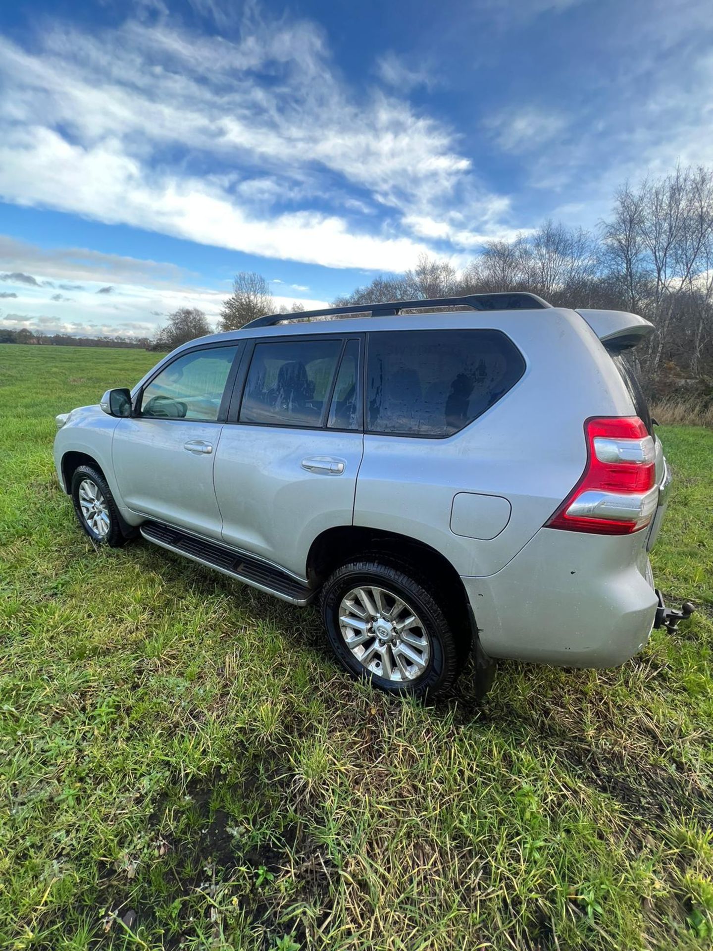 TOYOTA LAND CRUISER TOP OF THE RANGE FULL LEATHER - Image 13 of 20