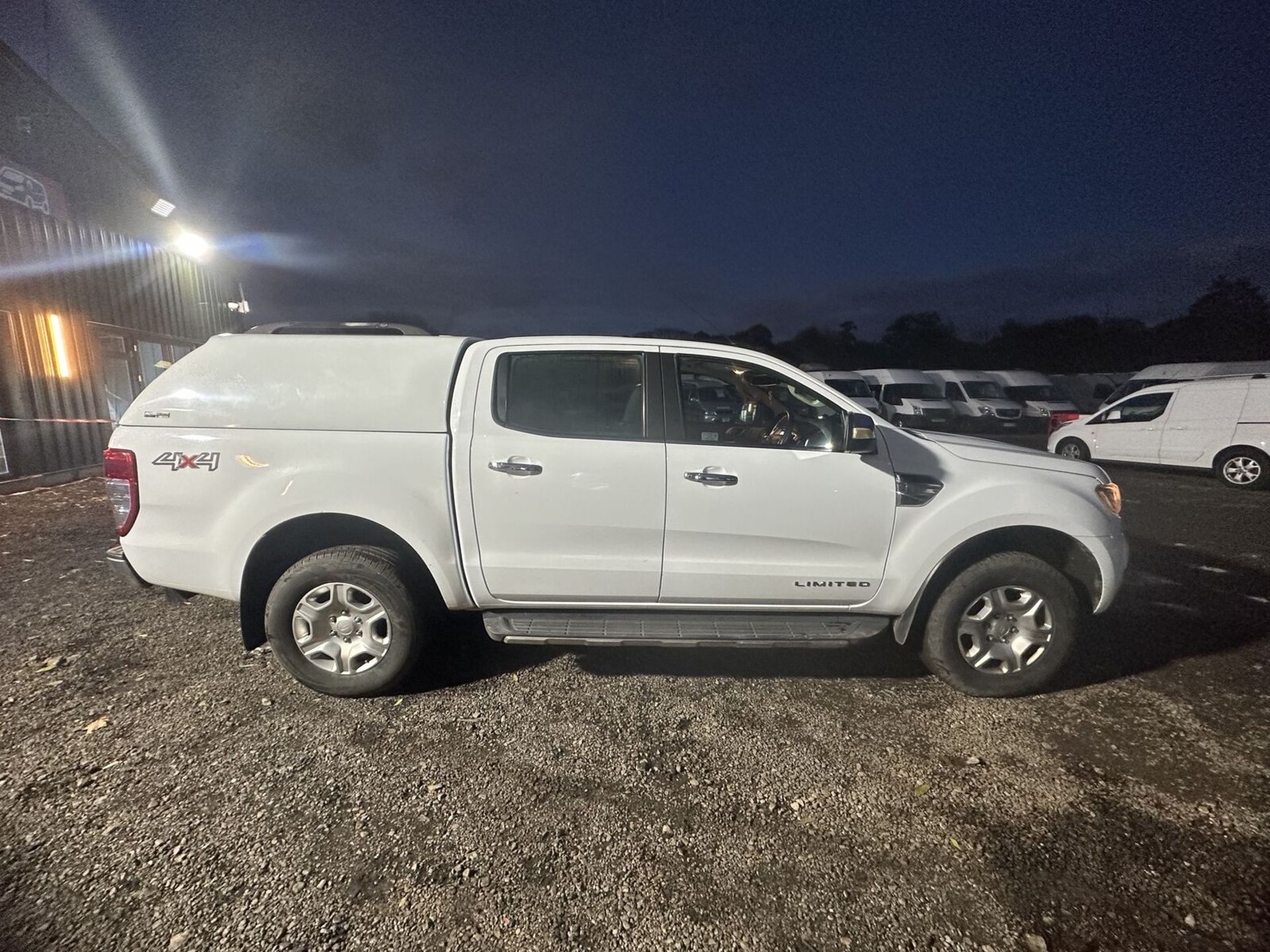 POWER PACKED: 3.2 TDCI AUTO FORD RANGER DOUBLE CAB MOT: 23RD JUNE 2024