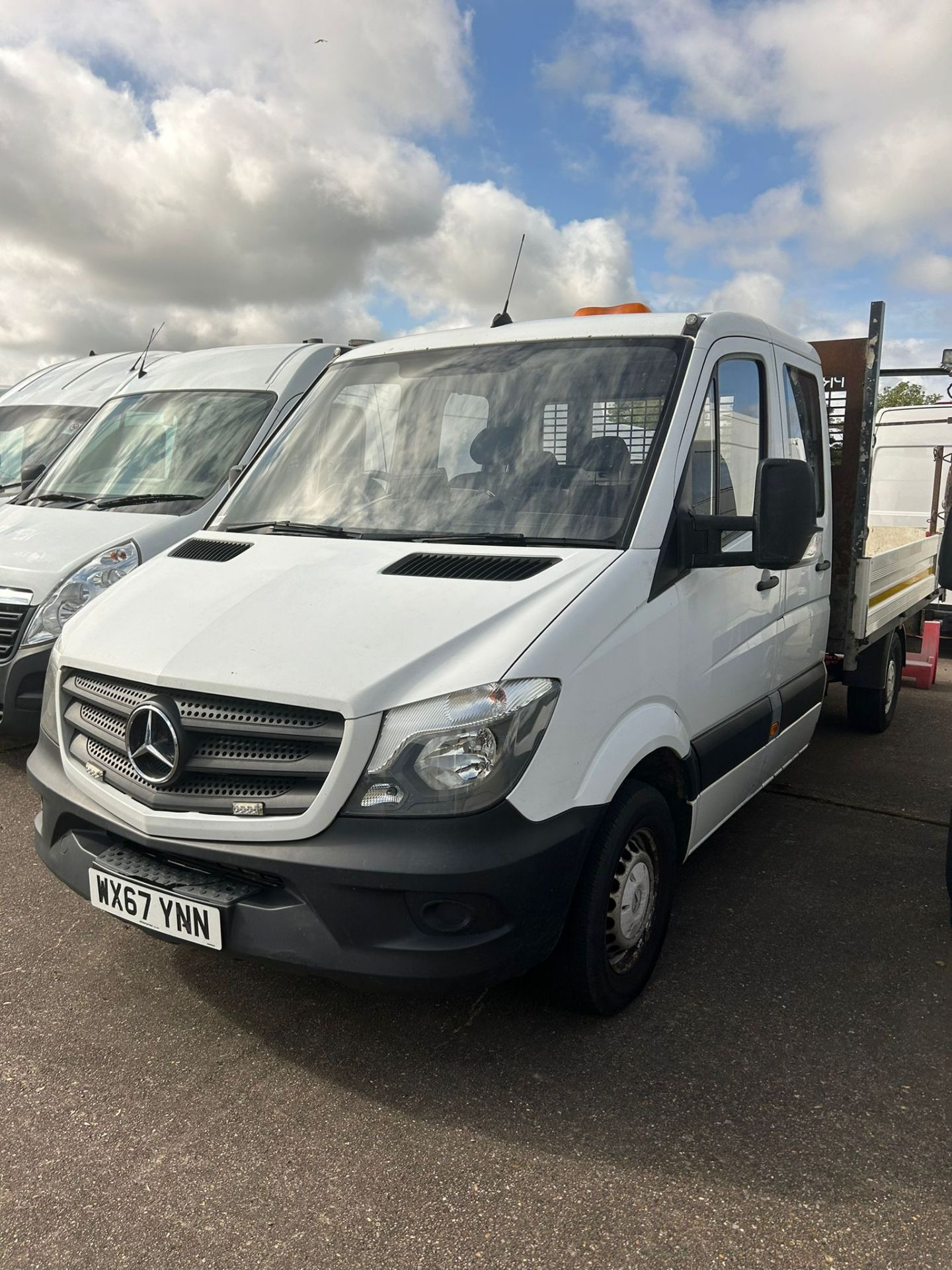 MERCEDES SPRINTER DOUBLE CAB PICKUP TRUC