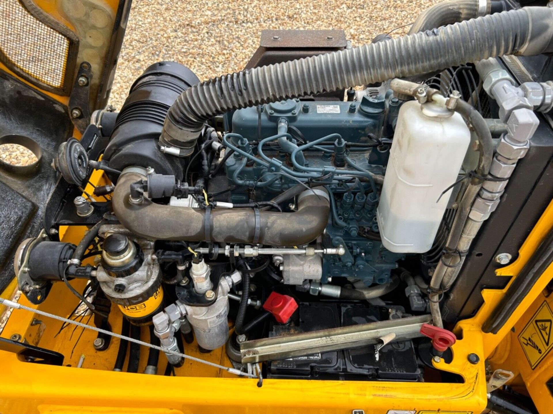 FFICIENT COMPACTION: JCB VMT 160 ROLLER WITH KUBOTA ENGINE - Image 8 of 8