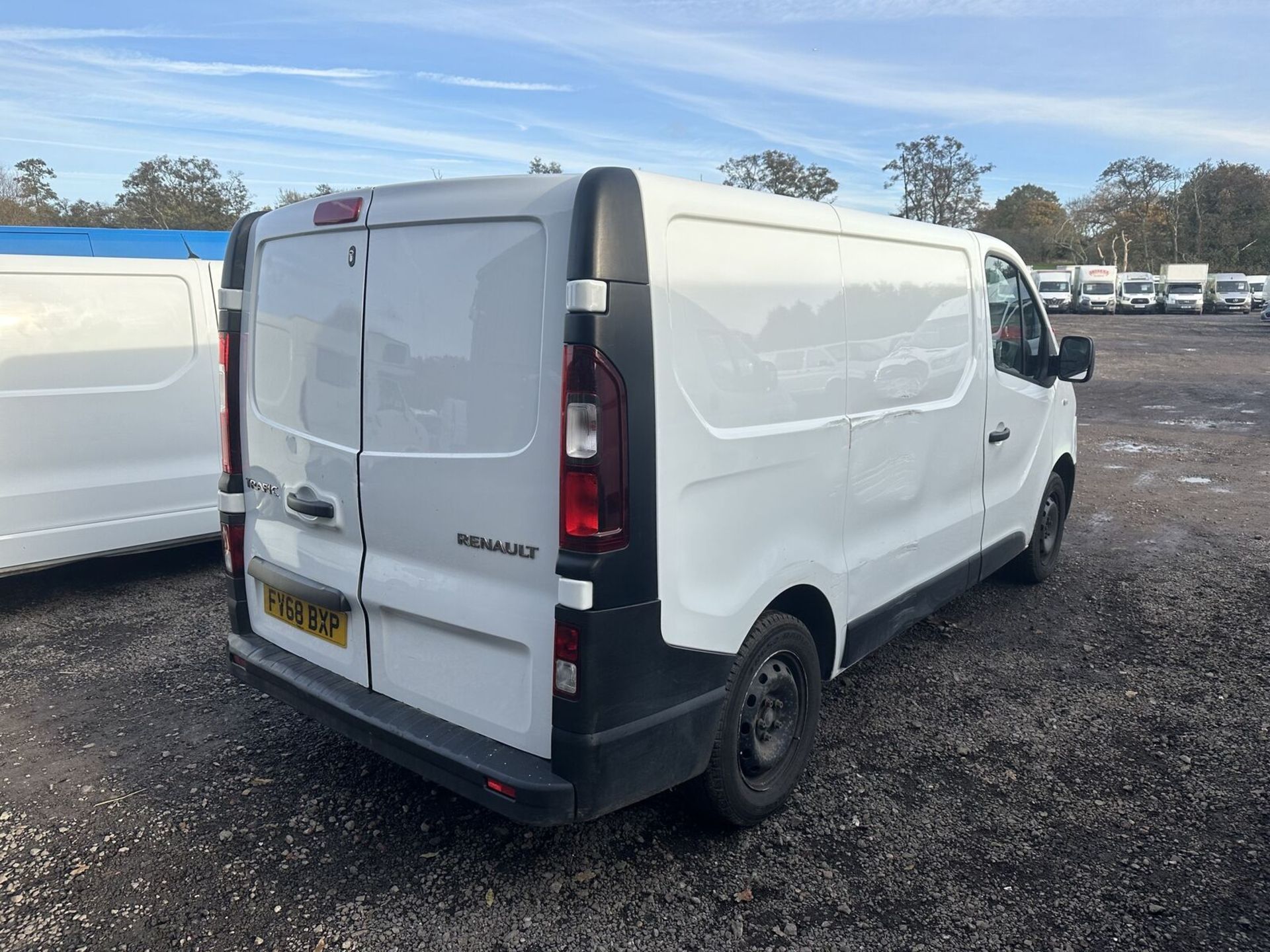 **(ONLY 63K MILEAGE)** BUSINESS CLASS: '68 PLATE RENAULT TRAFIC - MOT APRIL 2024 - NO VAT ON HAMMER - Image 15 of 15