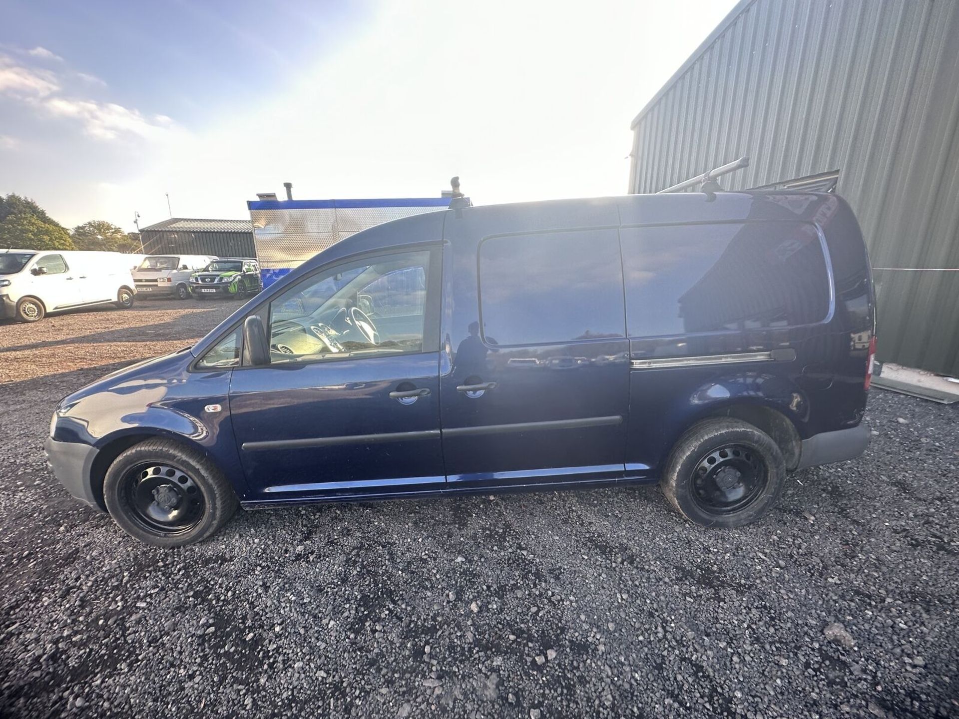 DEPENDABLE VW CADDY MAXI C20: 6-SPEED MANUAL - NO VAT ON HAMMER - Image 16 of 18