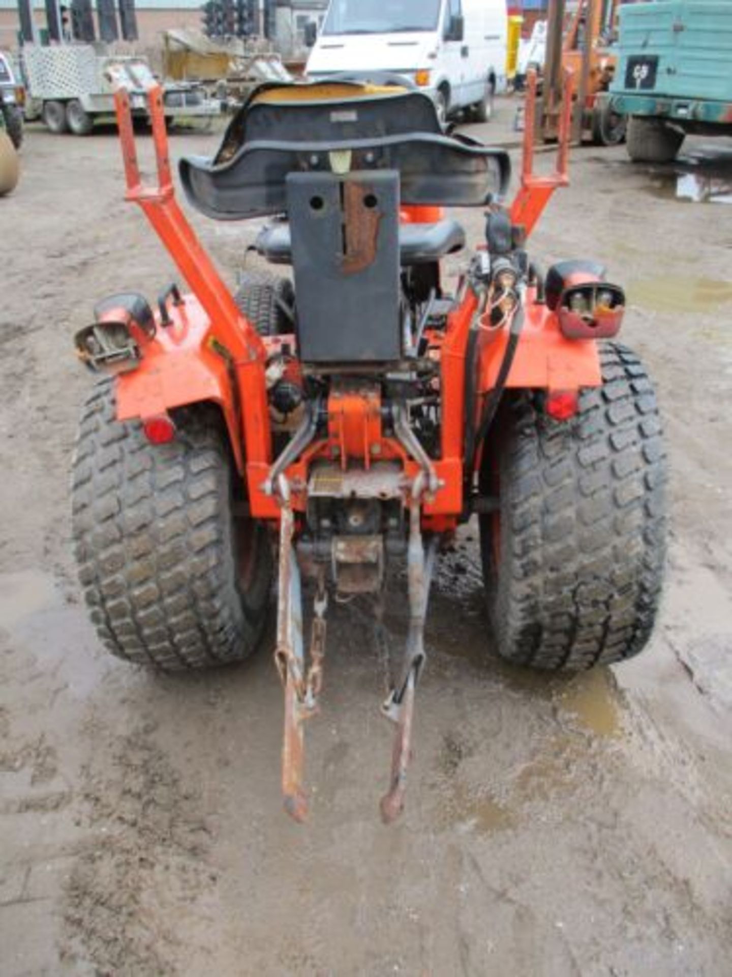 KUBOTA B1750 HYDROSTATIC TRACTOR - Bild 5 aus 13