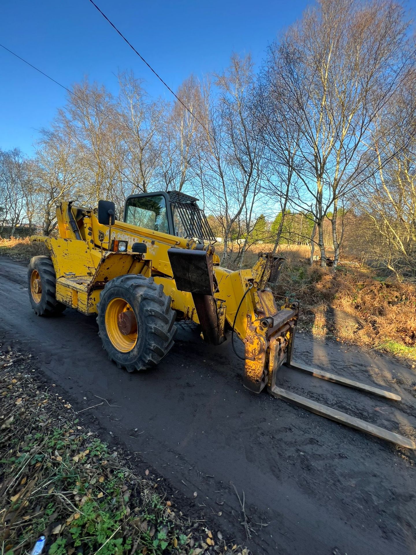 ROAD-READY JCB 530-120: POWER AND PRECISION IN MOTION - Image 7 of 14